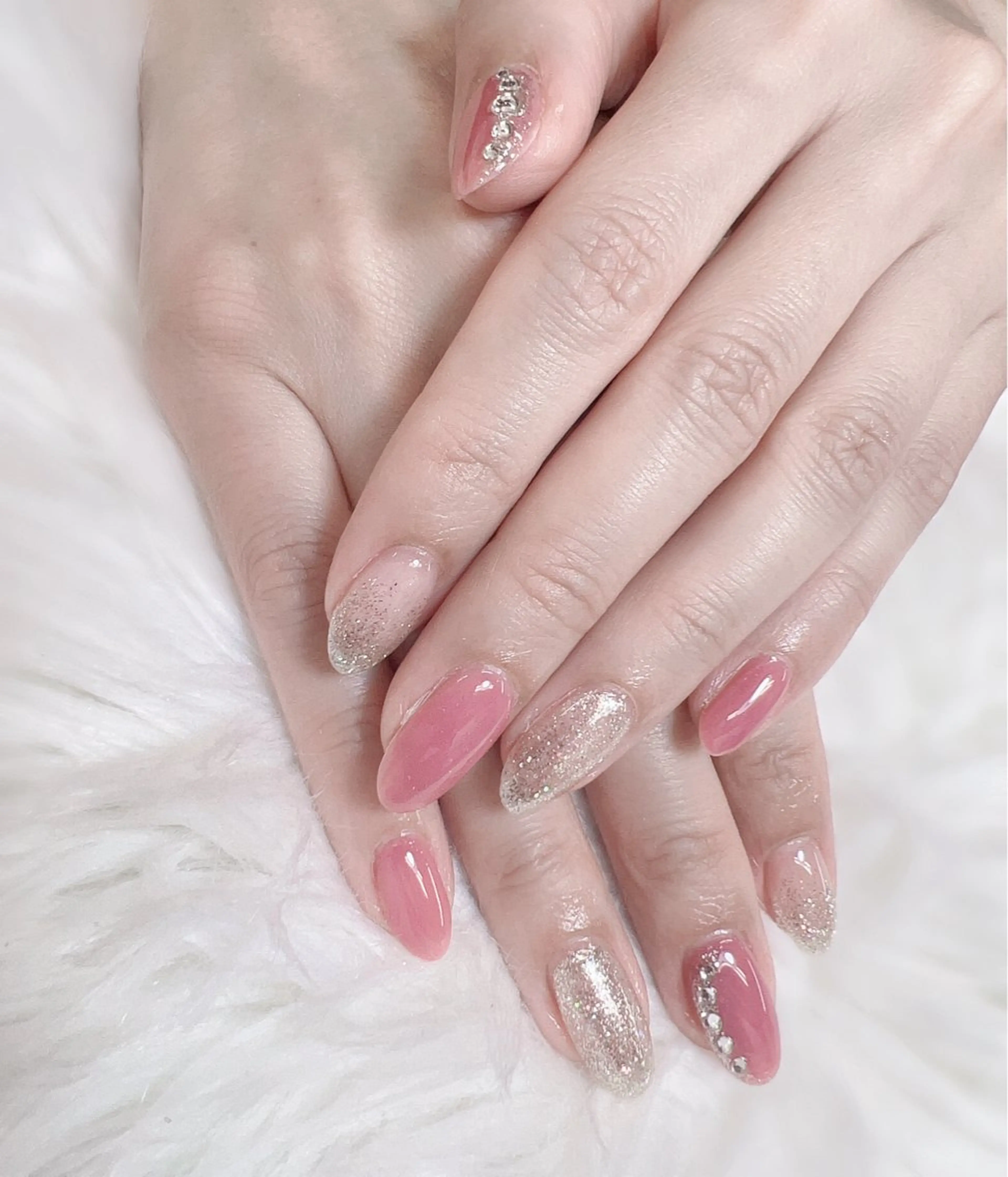 ネイル ハンドネイル 佐藤 依娜のネイルデザイン