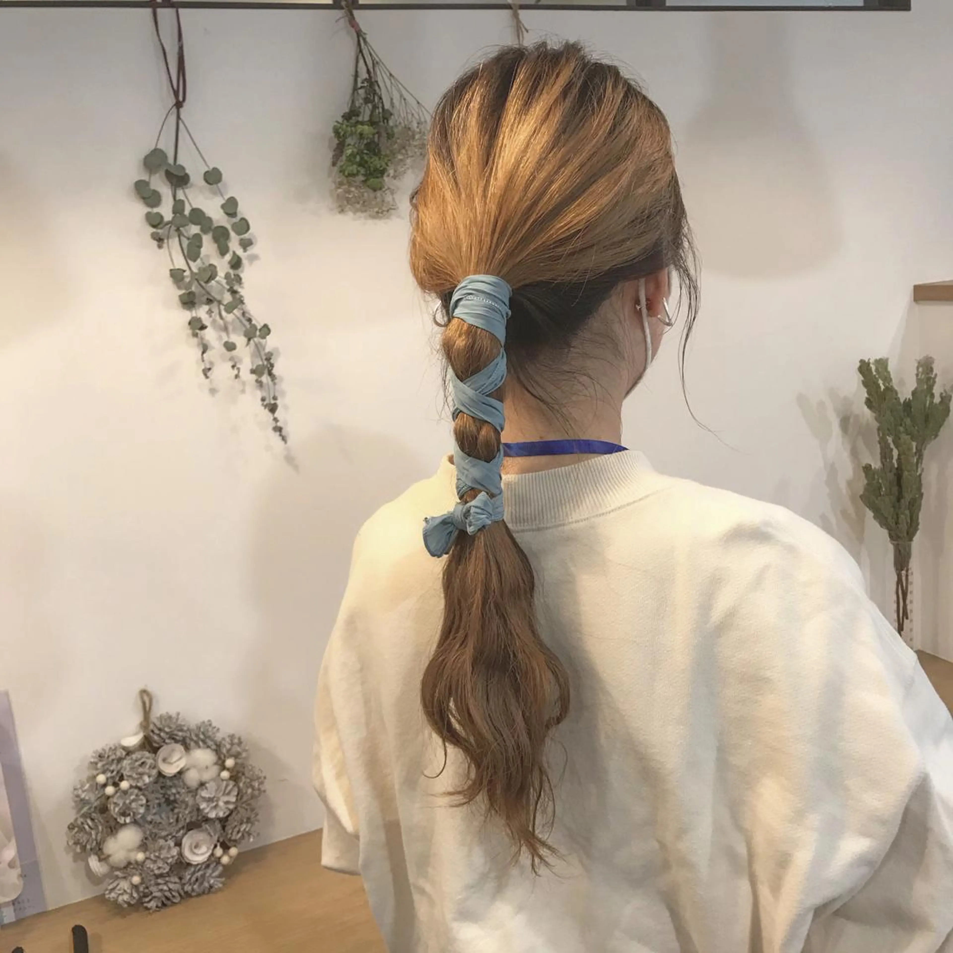 ヘアアレンジ 暖色カラー🍊 ボブ🌿顔周りcutのヘアスタイル