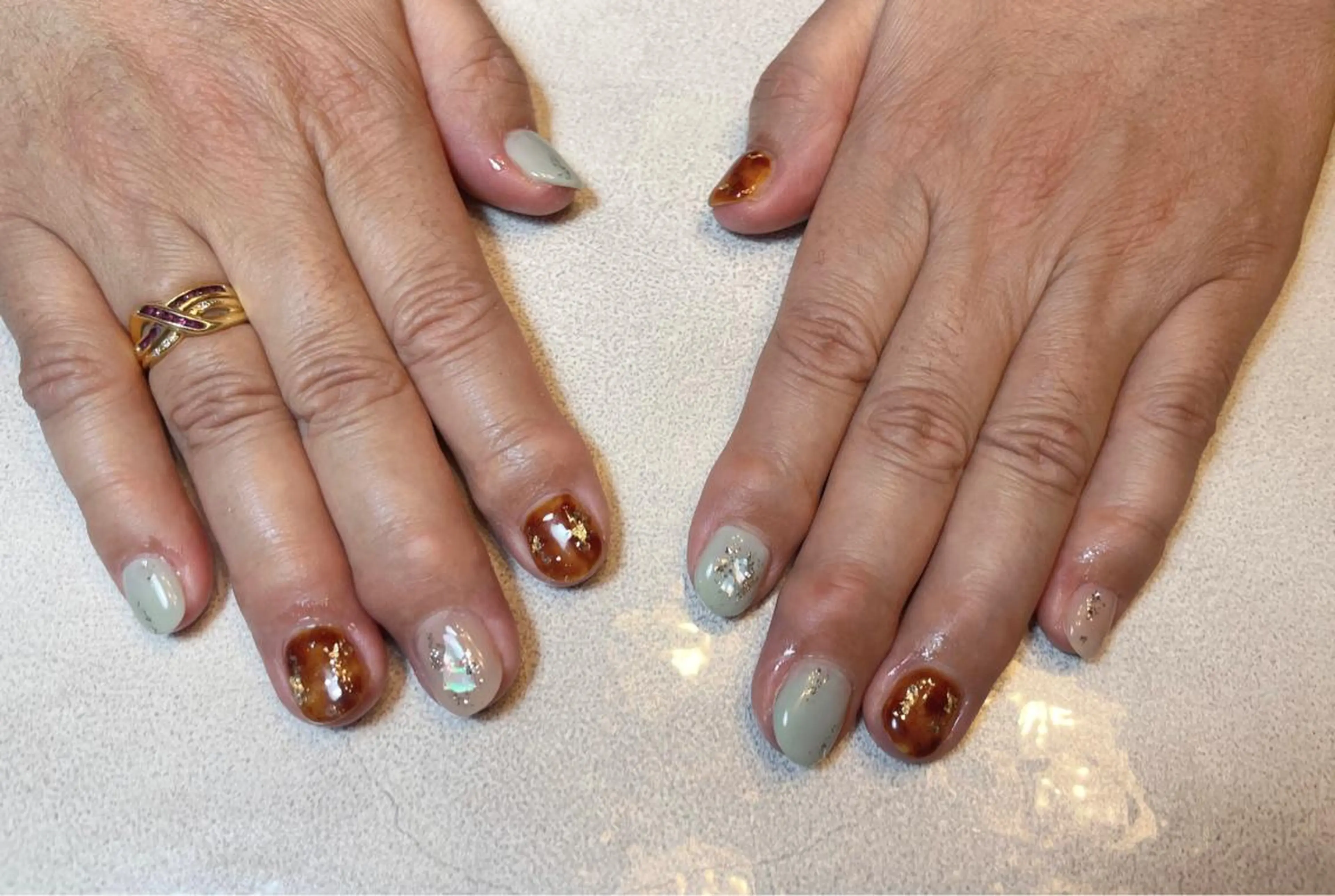 ネイル べっ甲ネイル ジェルネイル パラジェル 春ネイル ハンドネイル BLANC.nail yuuのネイルデザイン