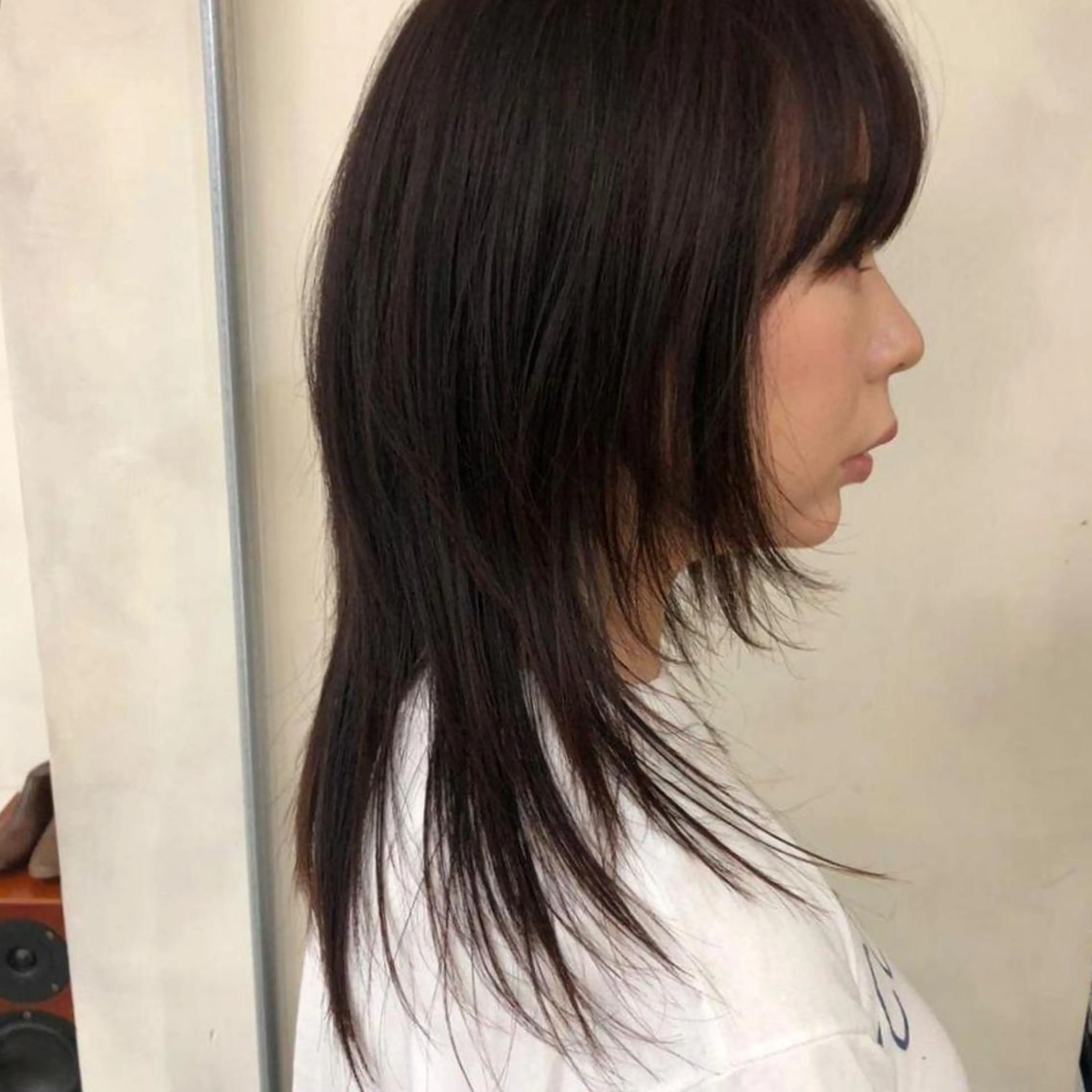 ミディアム ハッシュカット 韓国レイヤー　 suzuのヘアスタイル