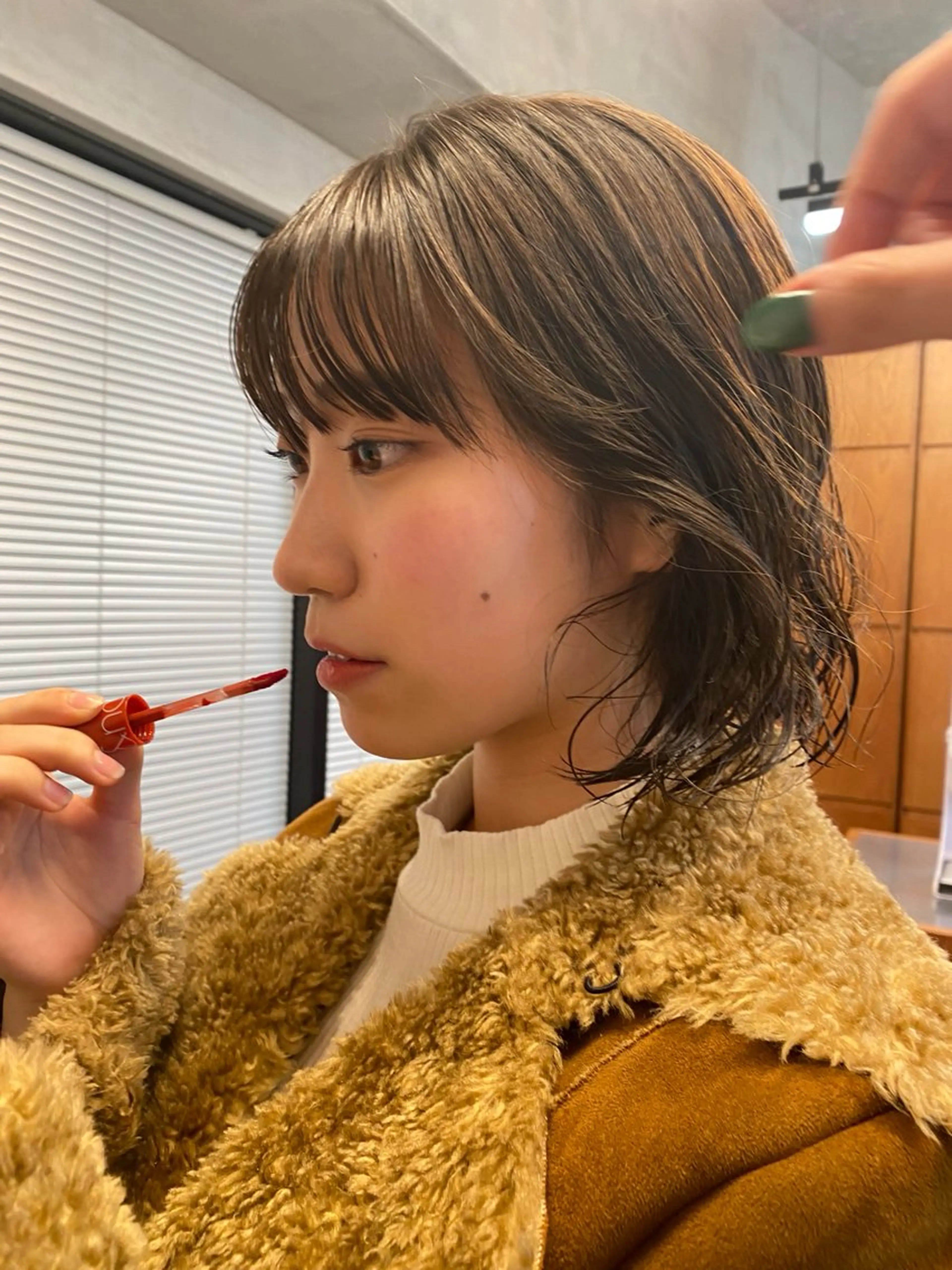 カラー ヘアカラー トリートメント YUUKI/ウルフ .ハイレイヤーのヘアスタイル