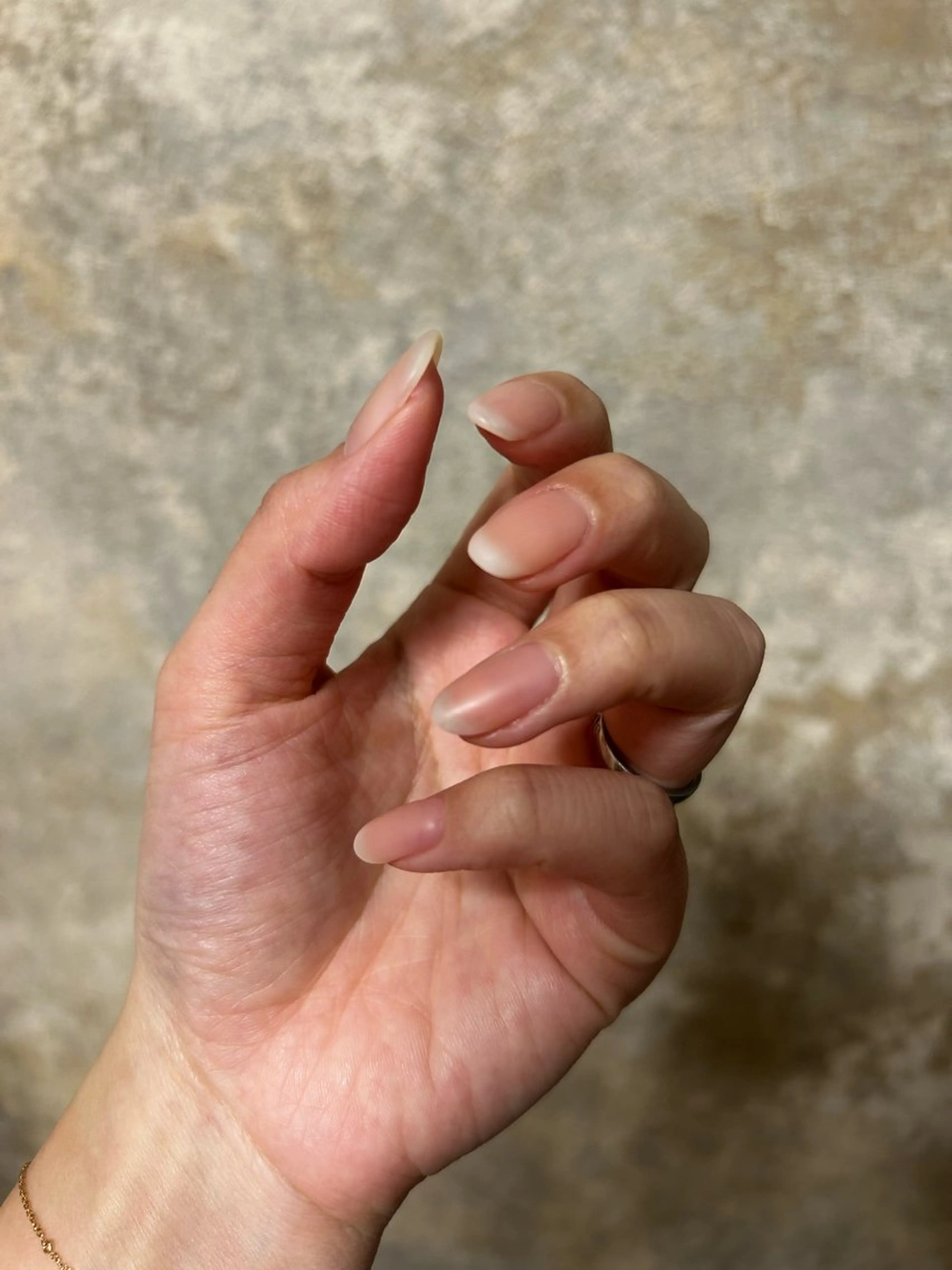 新メニュー✨極・自爪風コーティング💅ネイルが出来ない方への写真