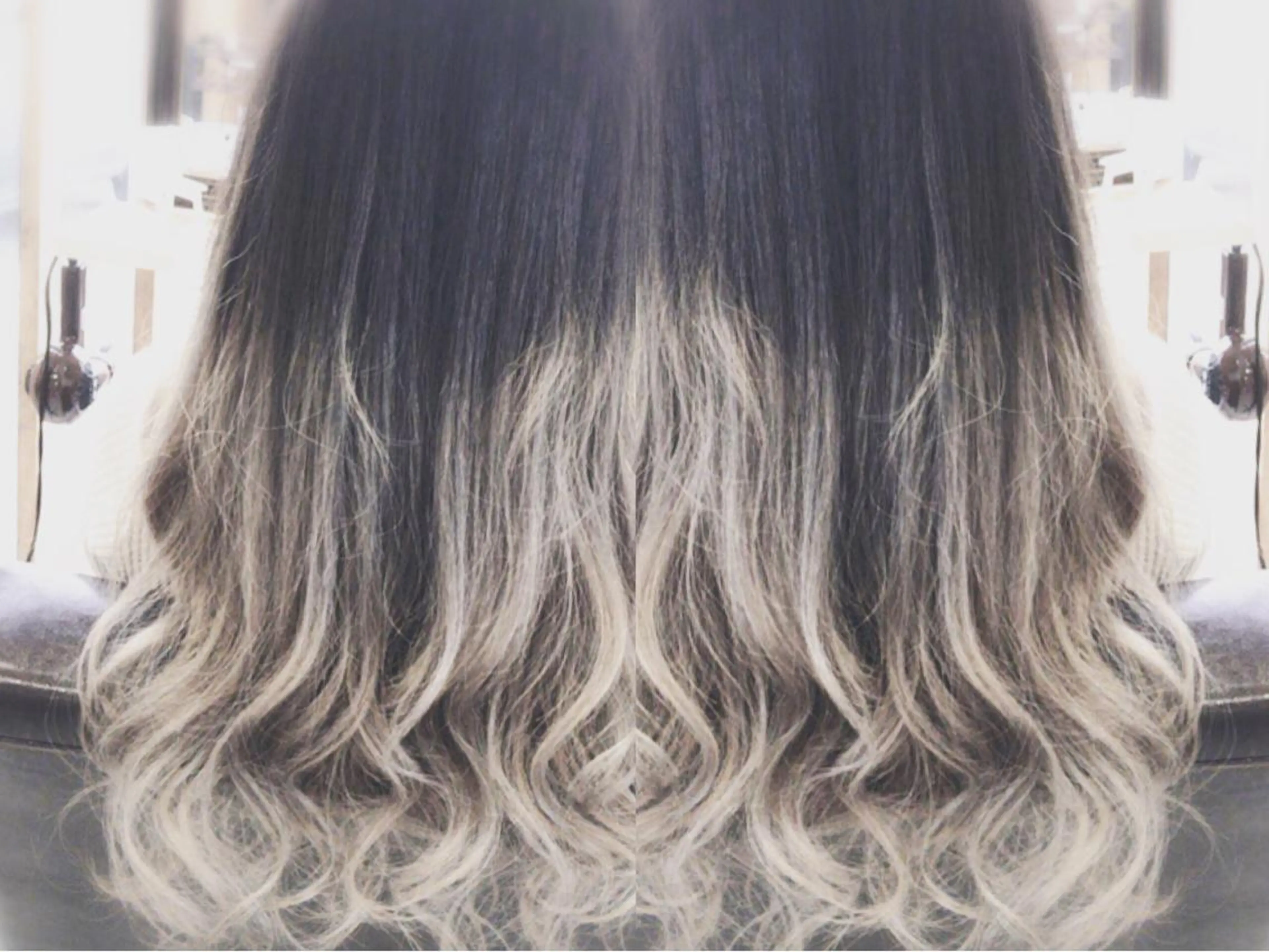 ロング naomi (夜間営業受付中★)のヘアスタイル