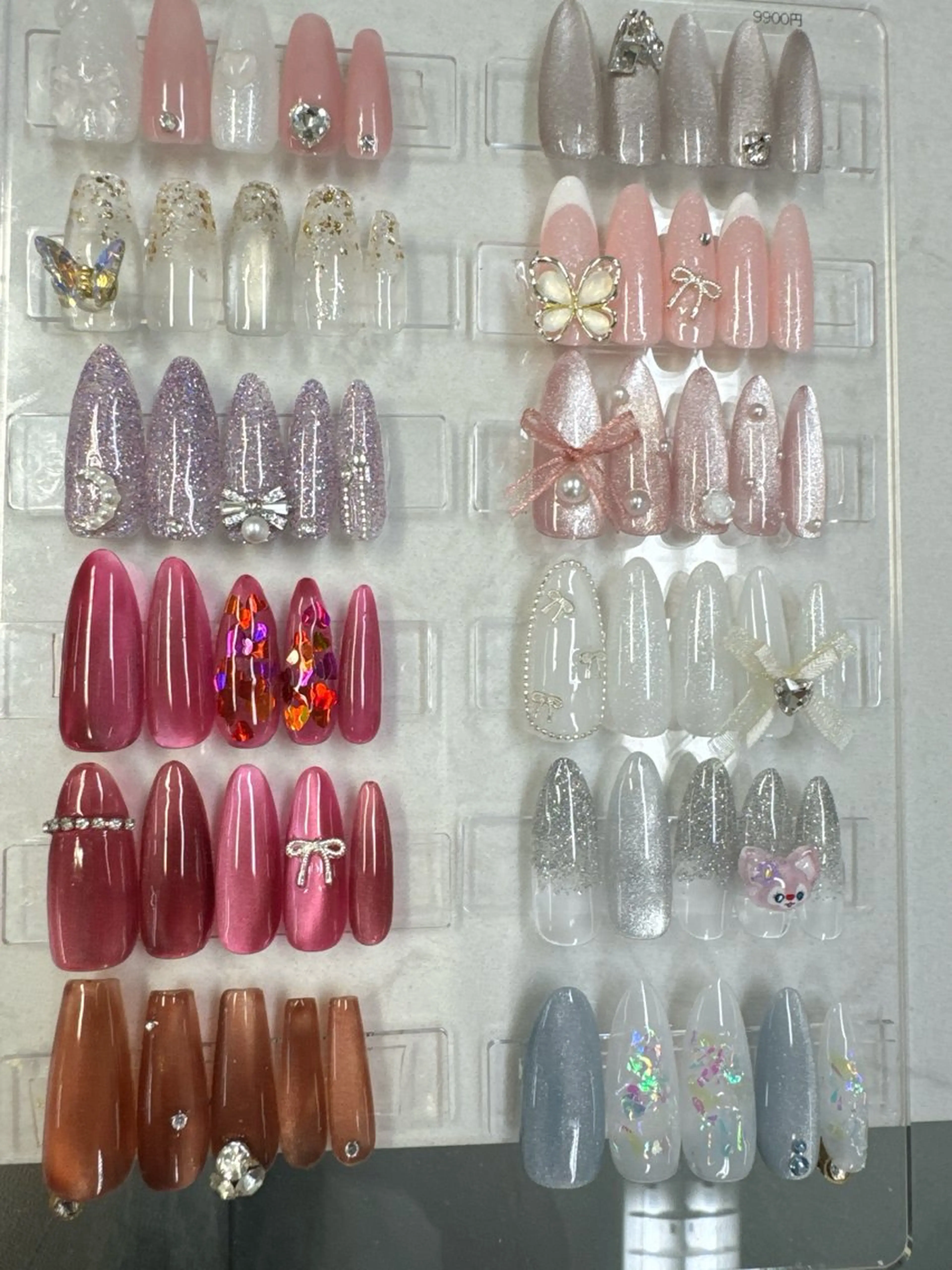 ネイル フレンチネイル ジェルネイル ガラスフレンチ オフィスネイル ワンカラーネイル Queeens nailのネイルデザイン