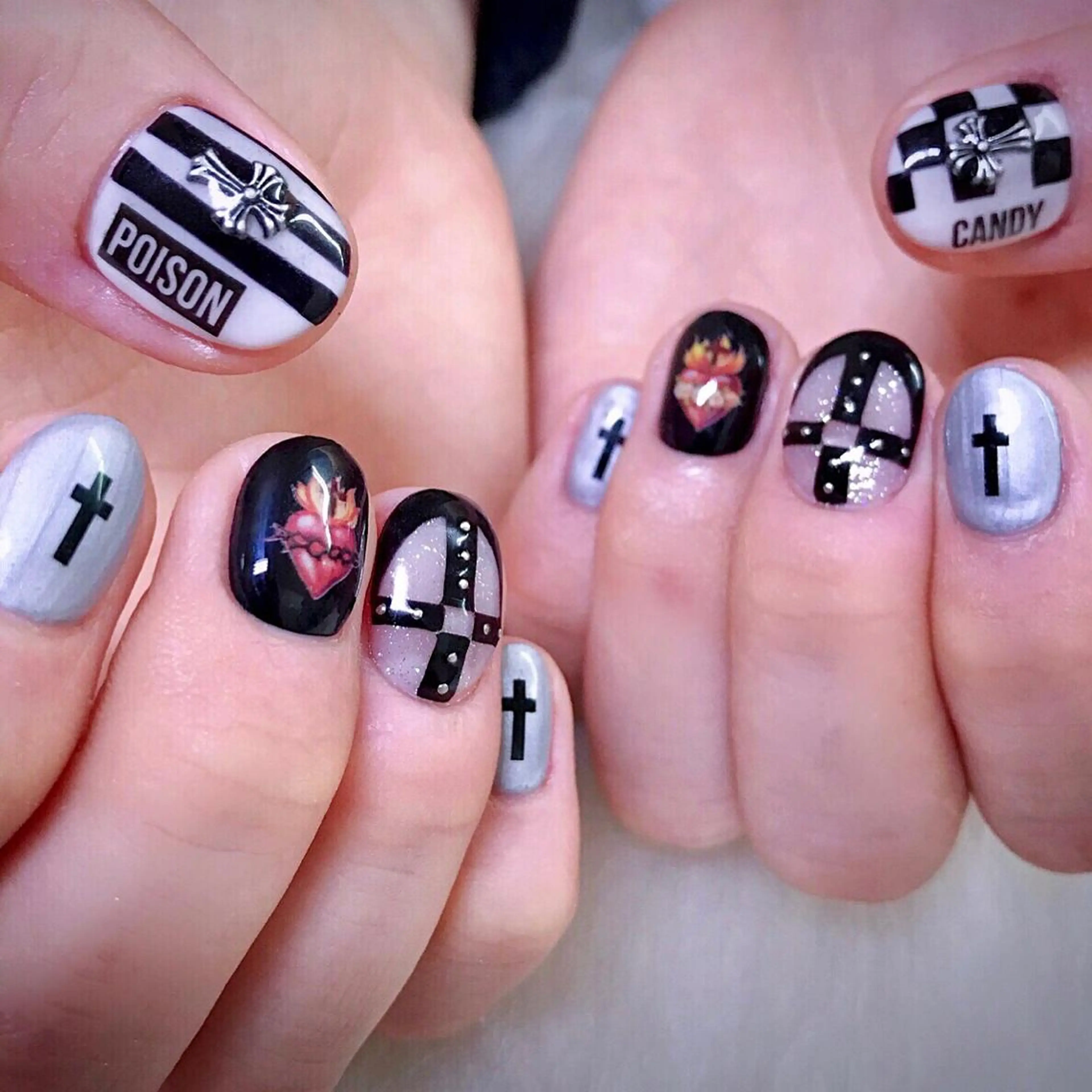 ネイル ハンドネイル NOI ROUGEのネイルデザイン