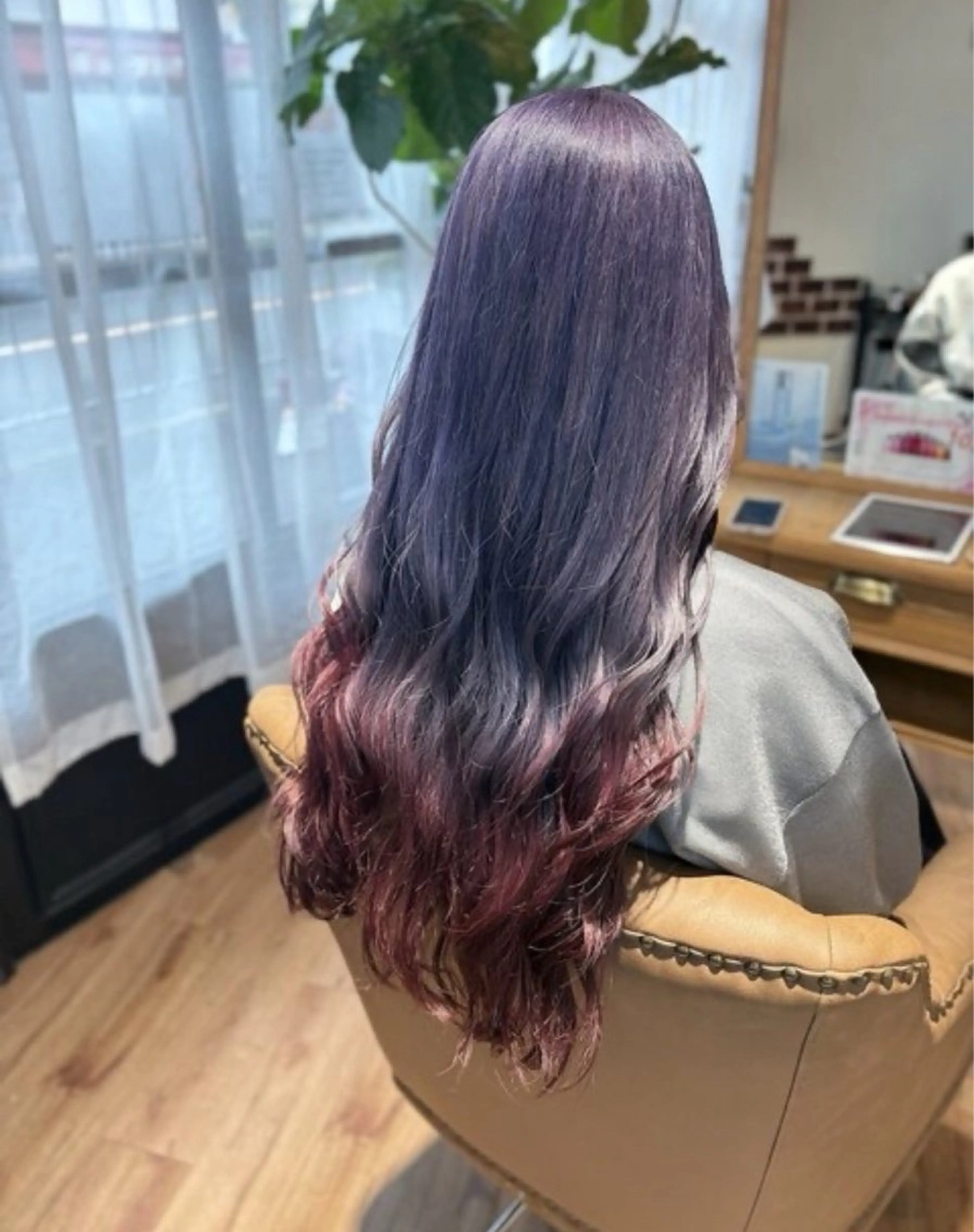 カラー ヘアカラー 梶 瑞希のヘアスタイル
