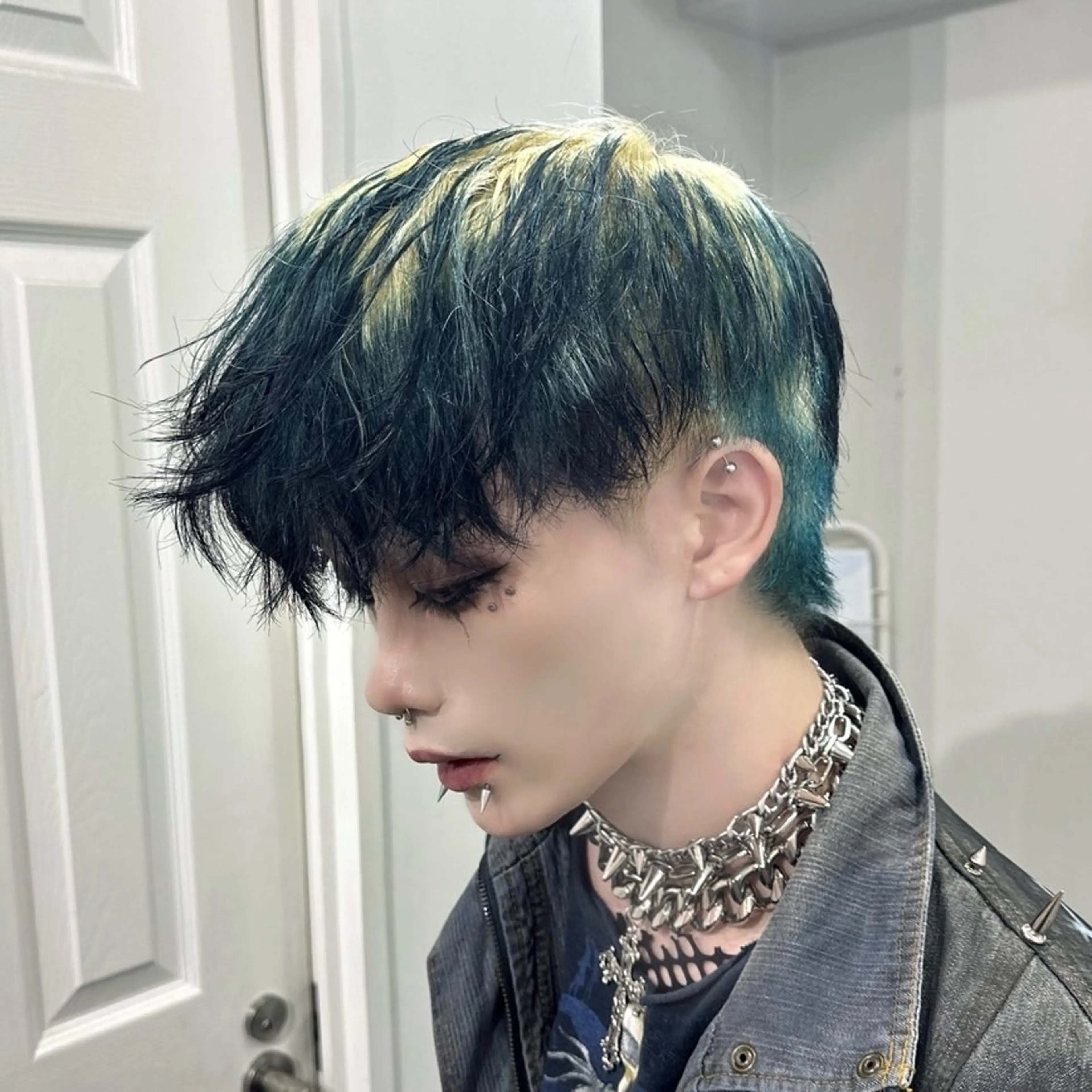 ショート カラー ハイトーン/ウルフ /エクステ/ましろのヘアスタイル