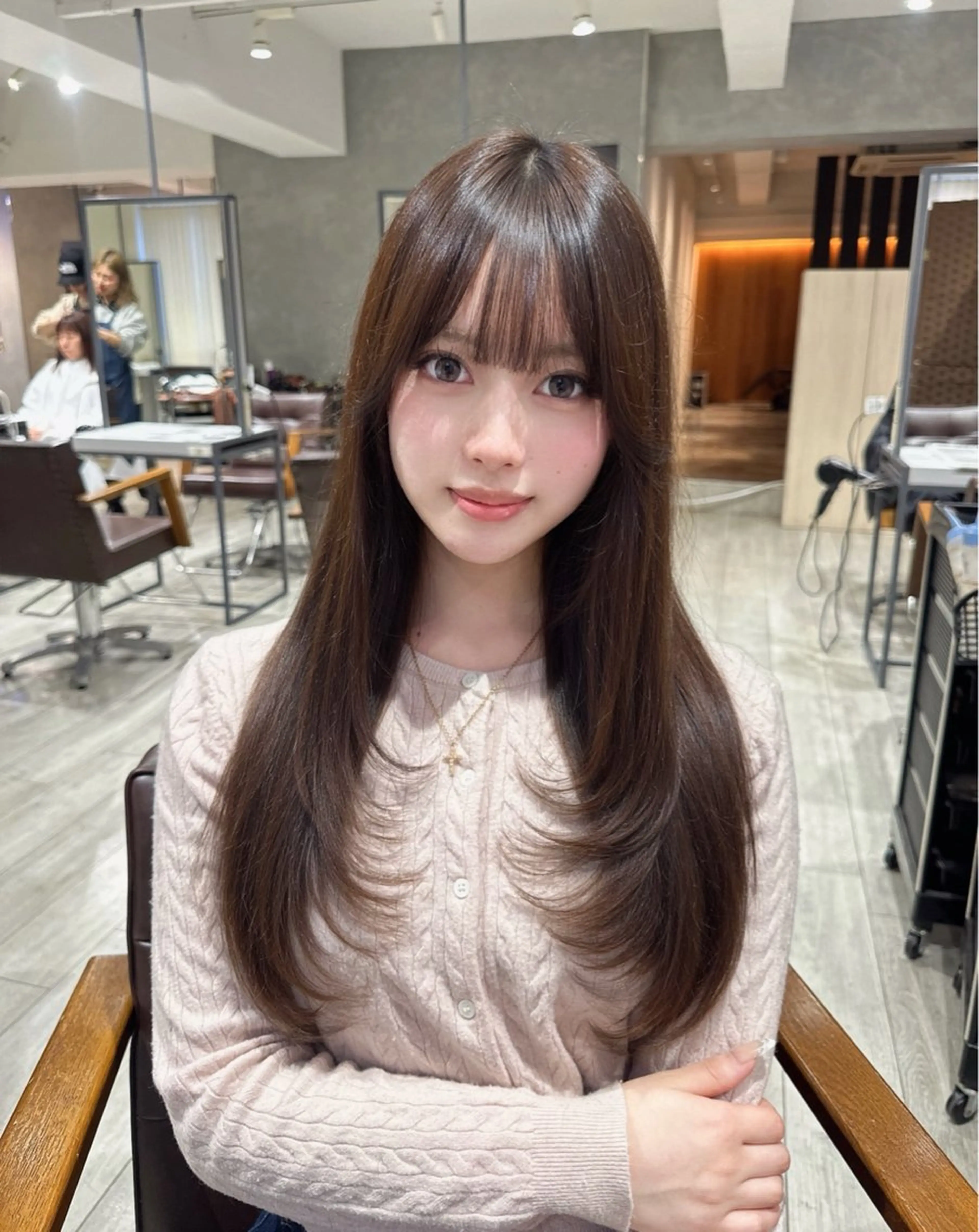 ロング 村上 万愛のヘアスタイル