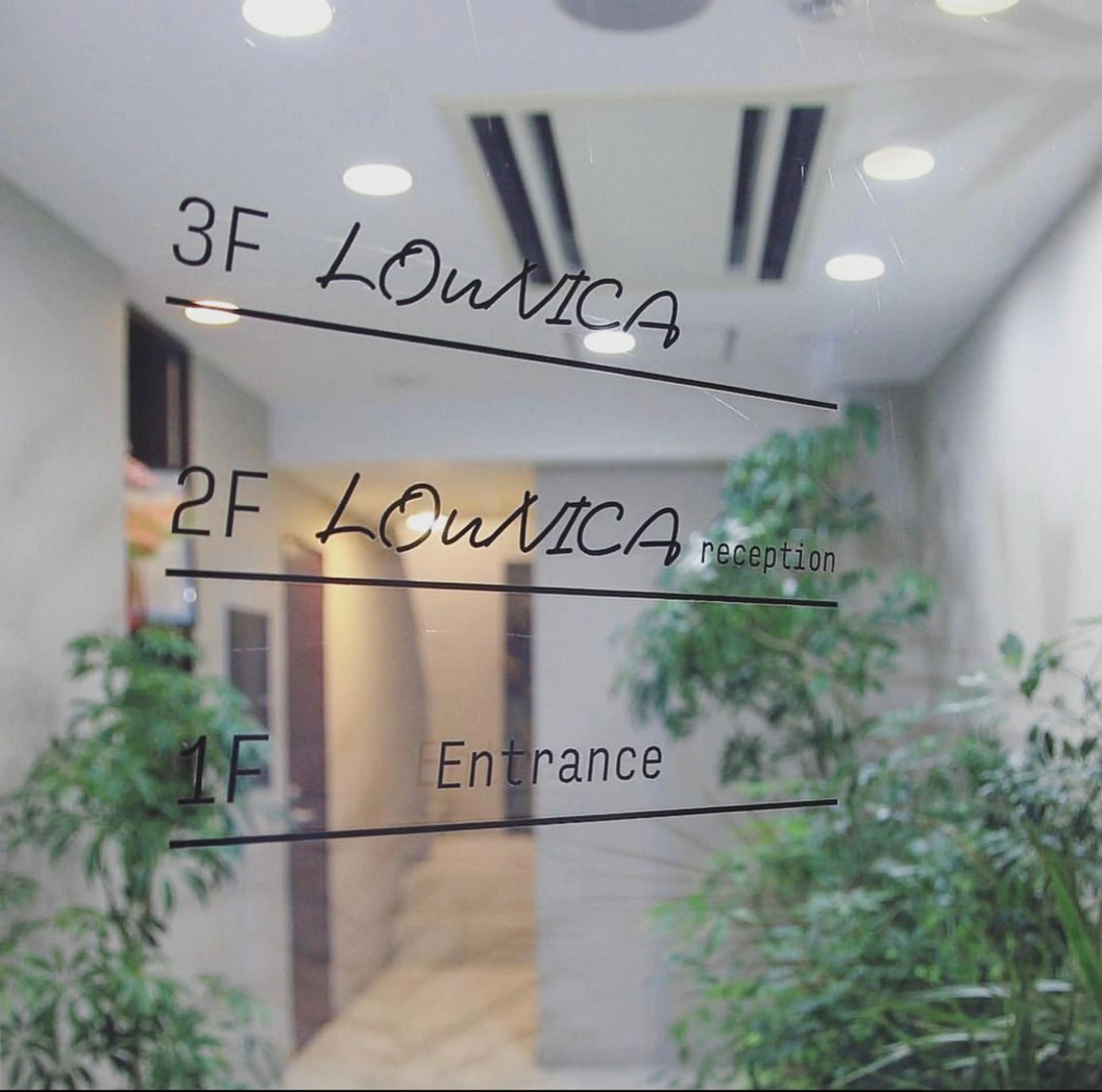 セミロング カラー カット LOuNICA/銀座 RYUNOSUKEのヘアスタイル