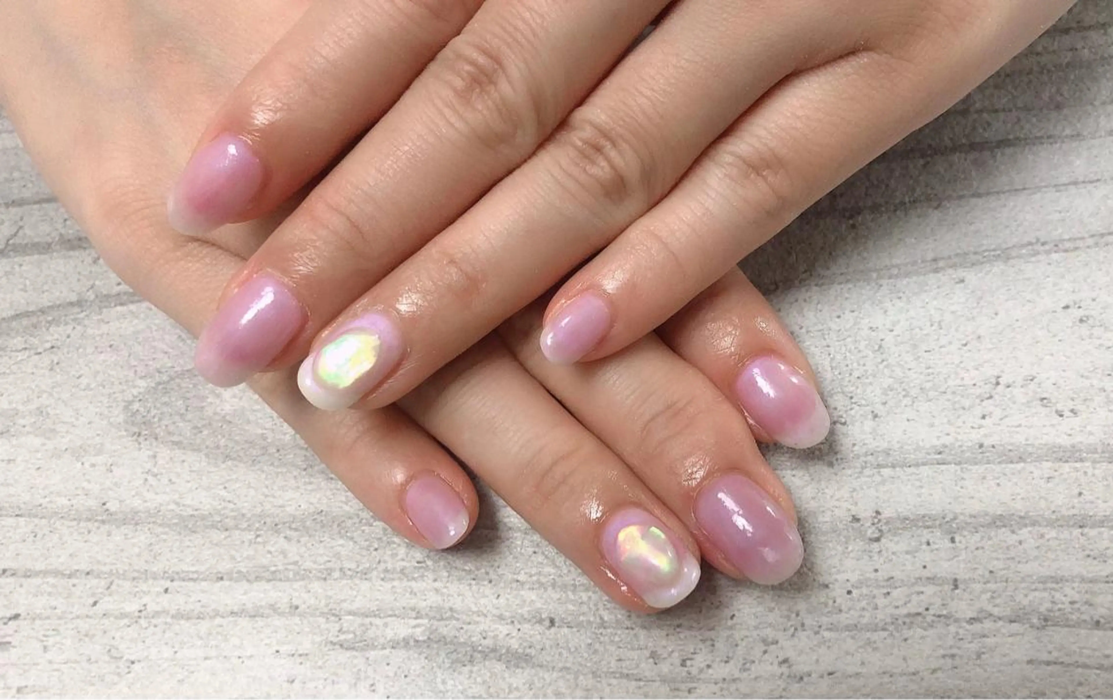 ネイル 氷ネイル・うるうるネイル mogunail &blowのネイルデザイン