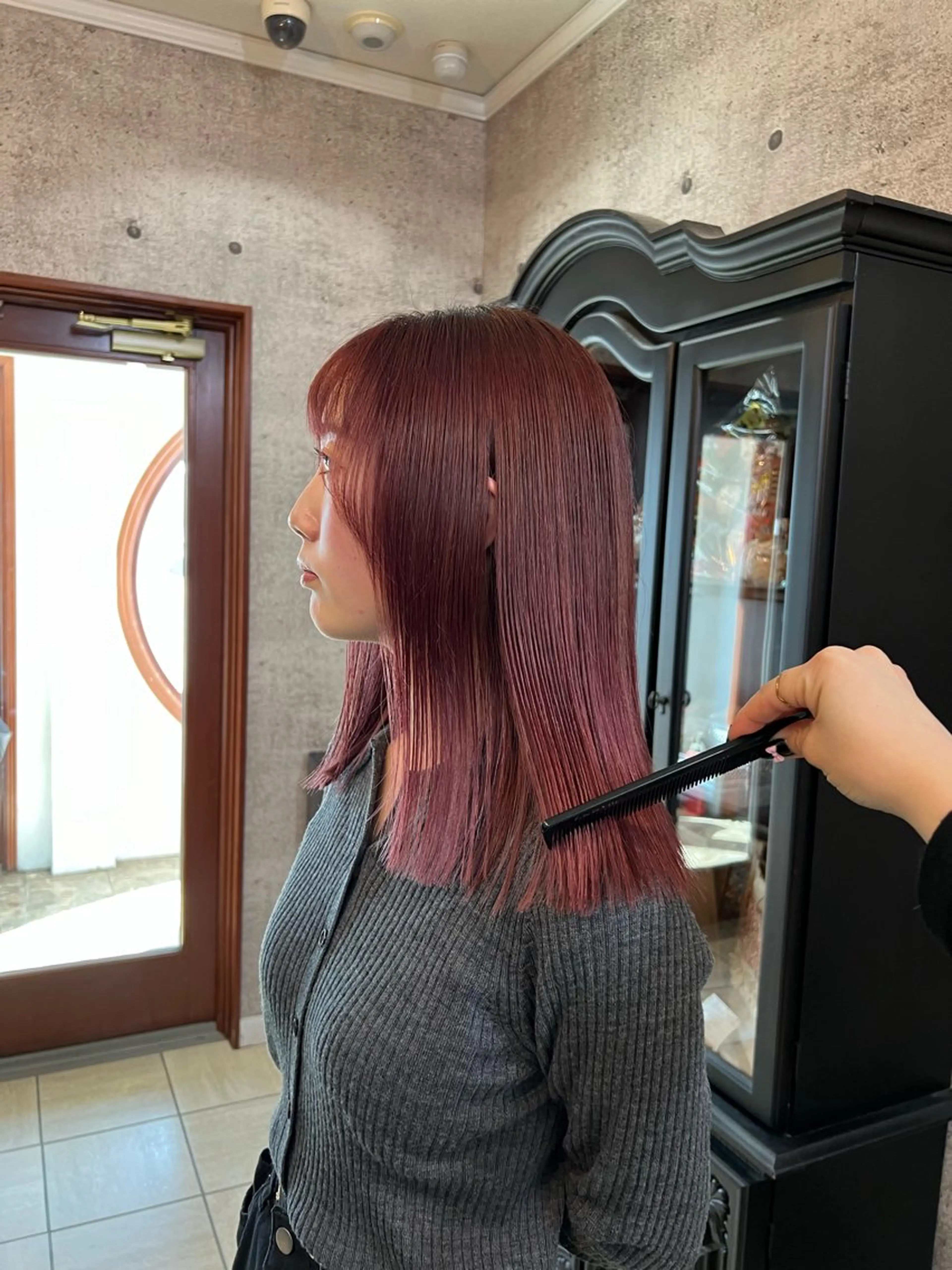 ミディアム カット ヘアカラー トリートメント MAYU / Raf.のヘアスタイル