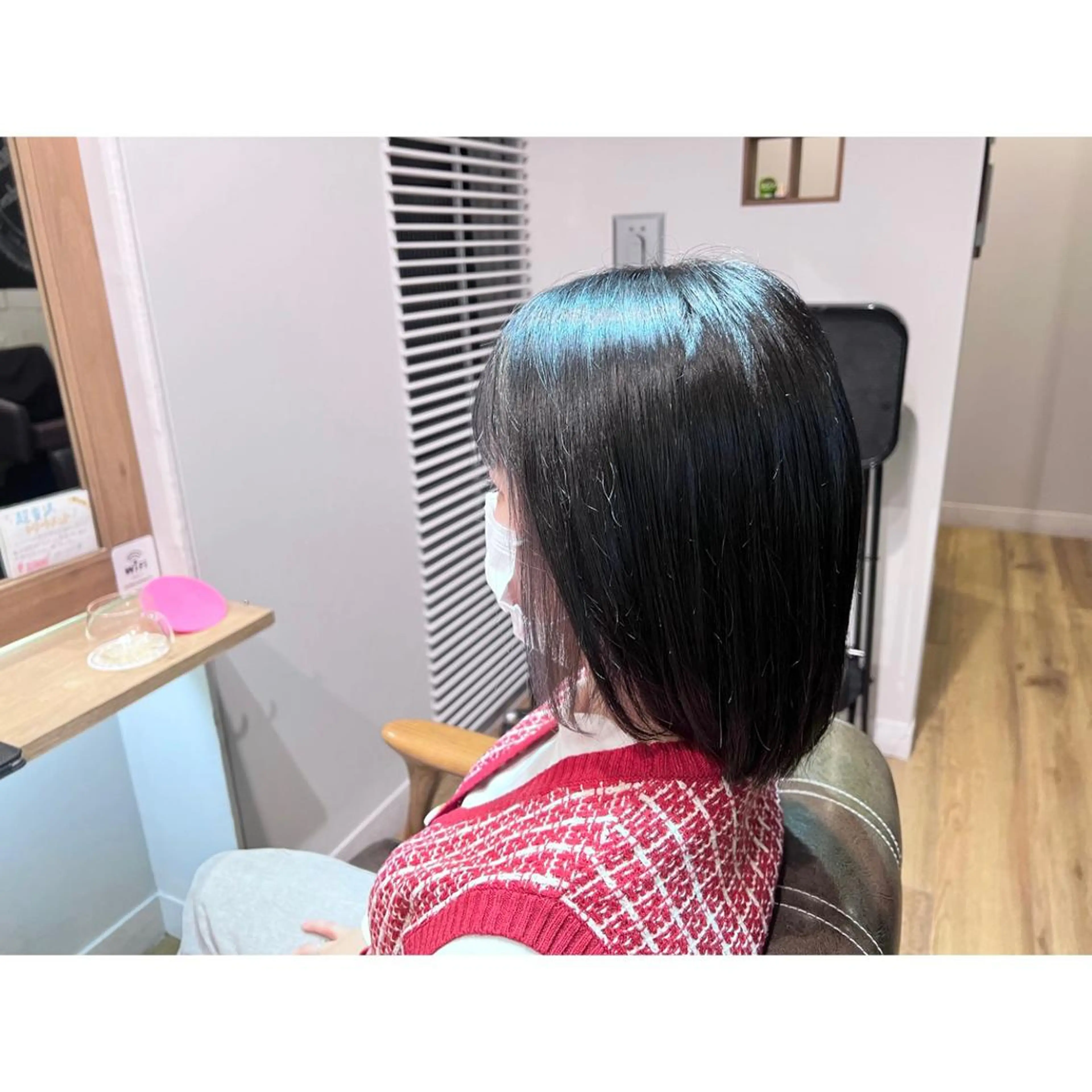 ミディアム カラー ヘアカラー ツキダテ ユイのヘアスタイル