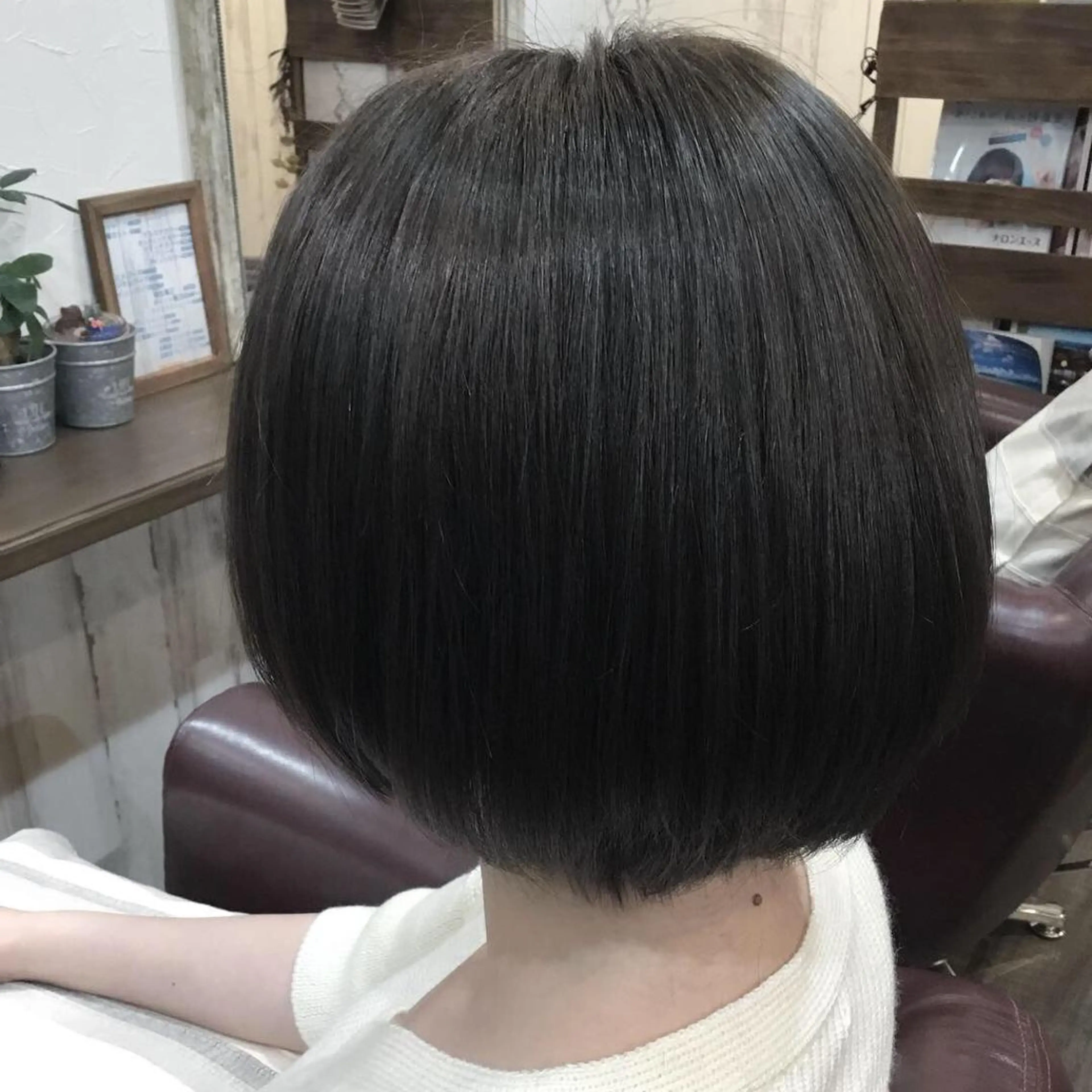 ショート カラー パーマ 金崎 新吾のヘアスタイル