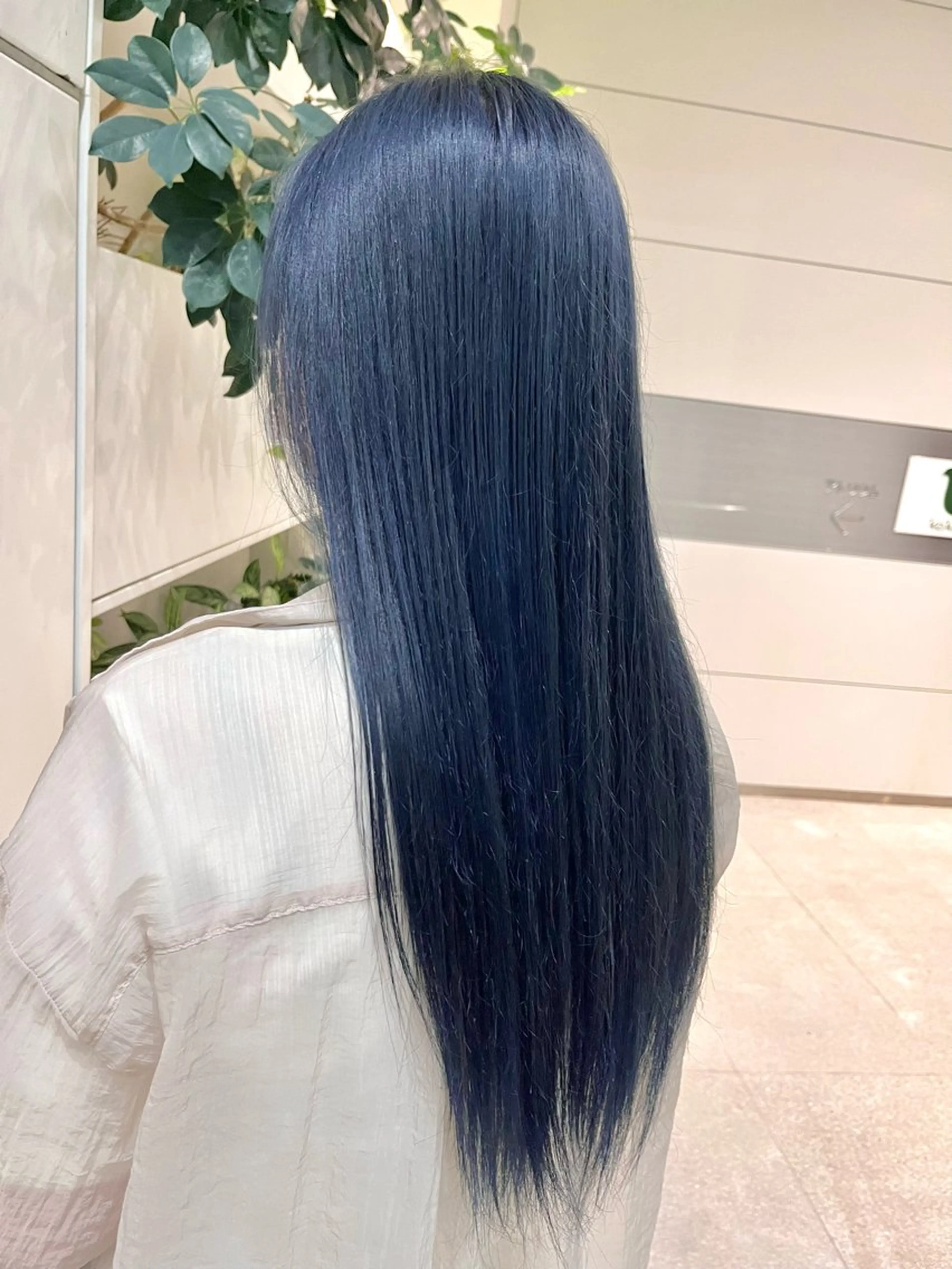 ロング カラー ブリーチ ブルーカラー くさかみさき🌼暖色 /耳つぼ/オタク🌼のヘアスタイル