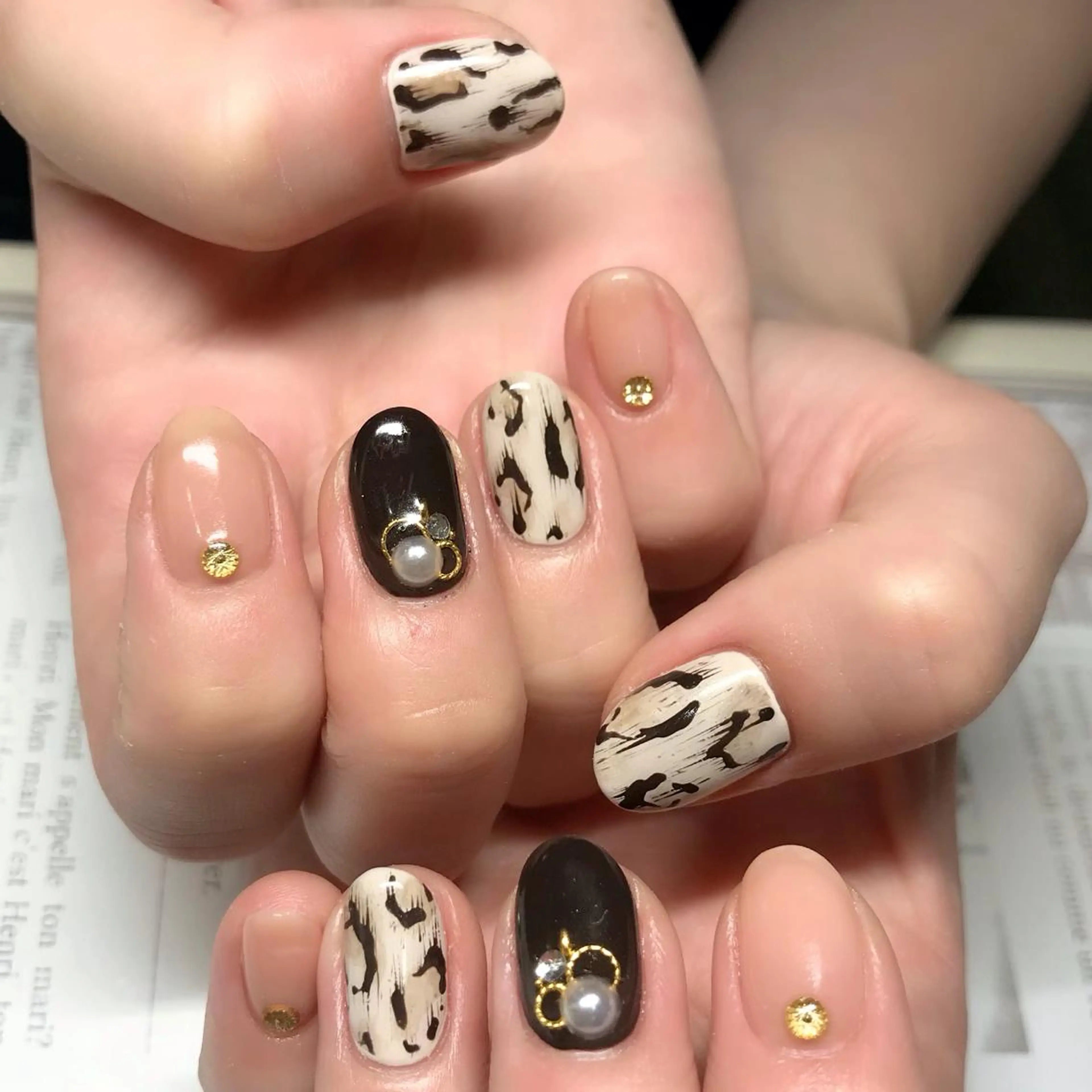 ネイル elu ：nail＆eyeのネイルデザイン