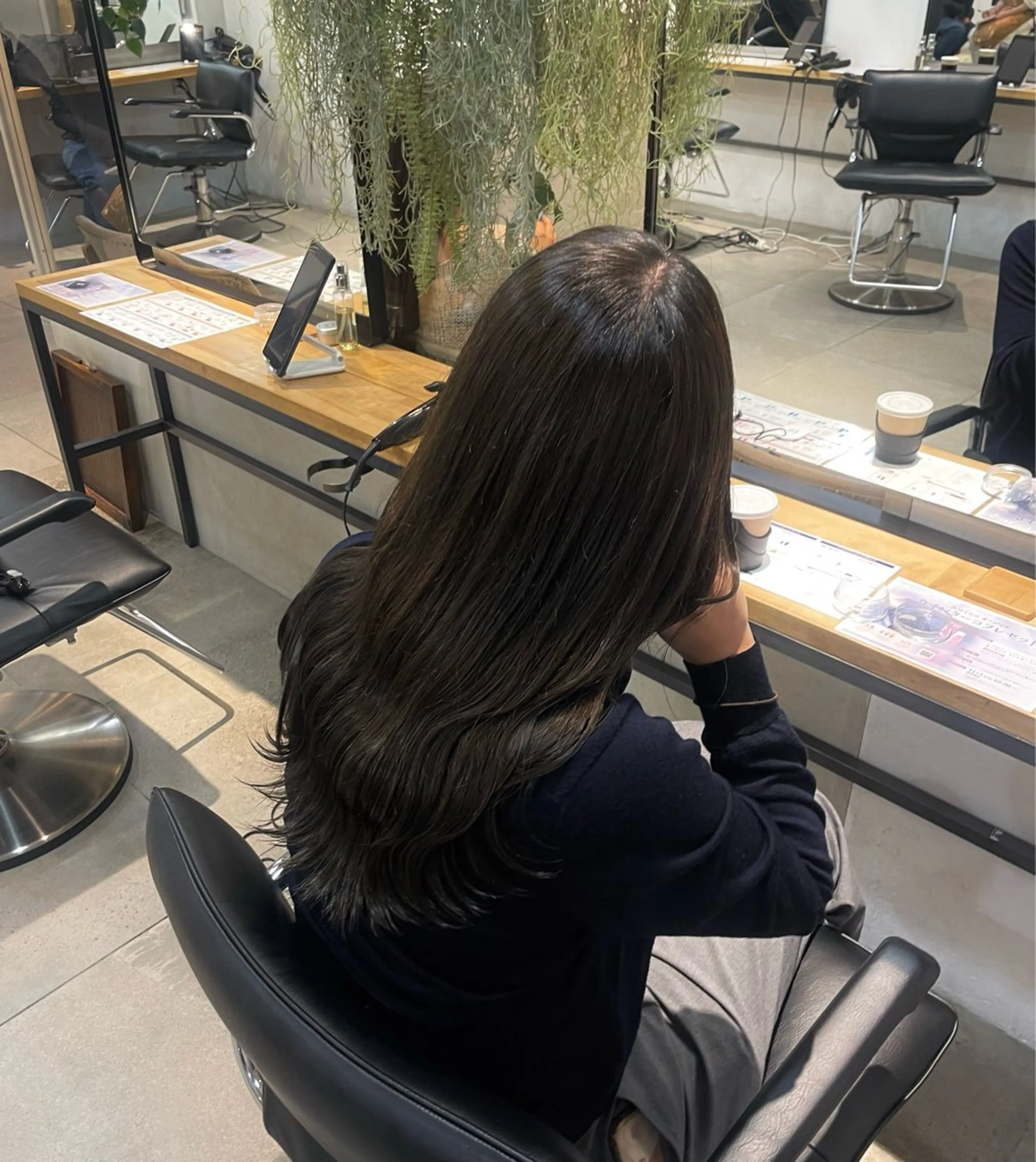 ロング カラー 透明感カラー ヘアカラー とば みゆうのヘアスタイル