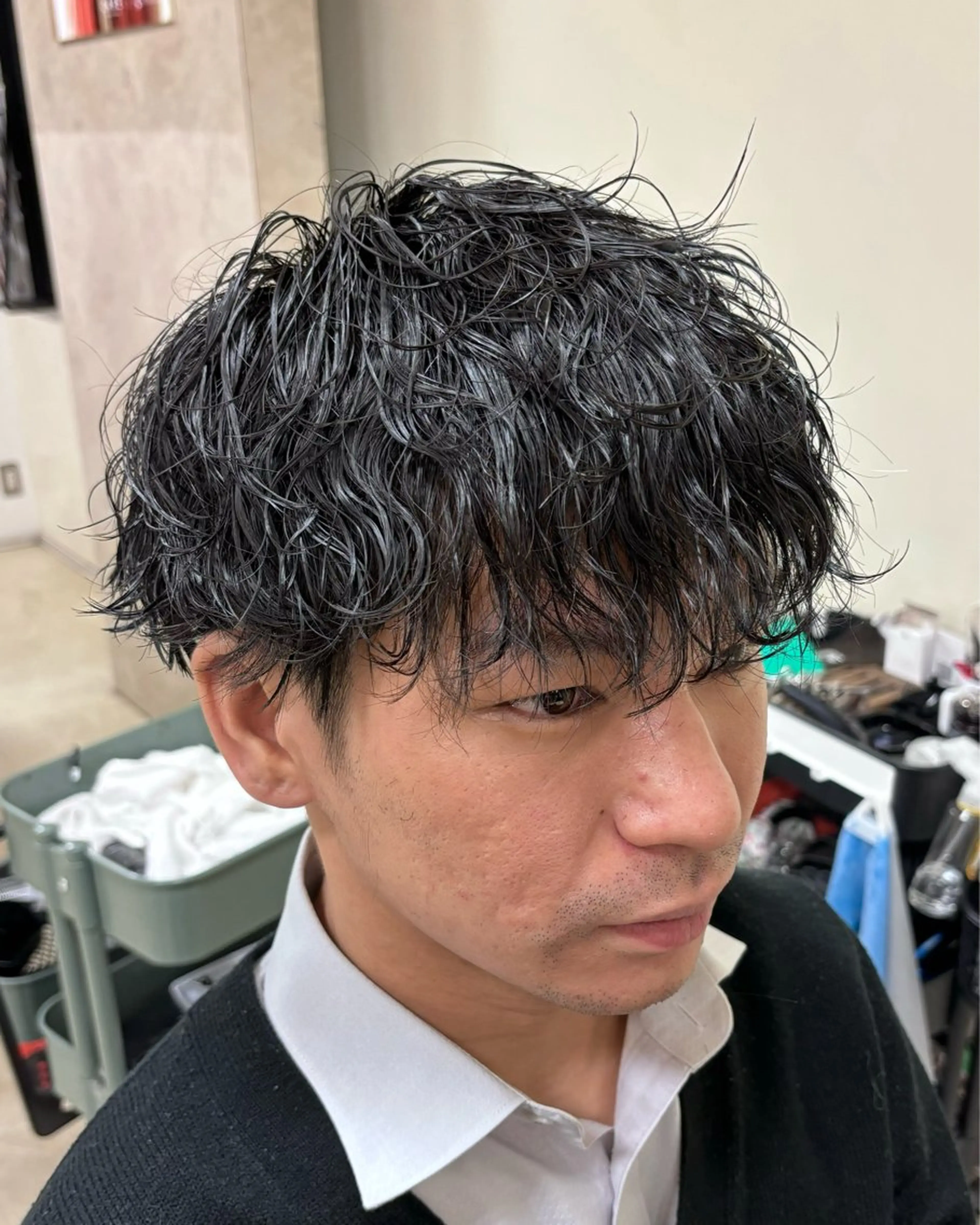 パーマ メンズ 会社で浮かない ビジネスヘア/心斎橋のヘアスタイル