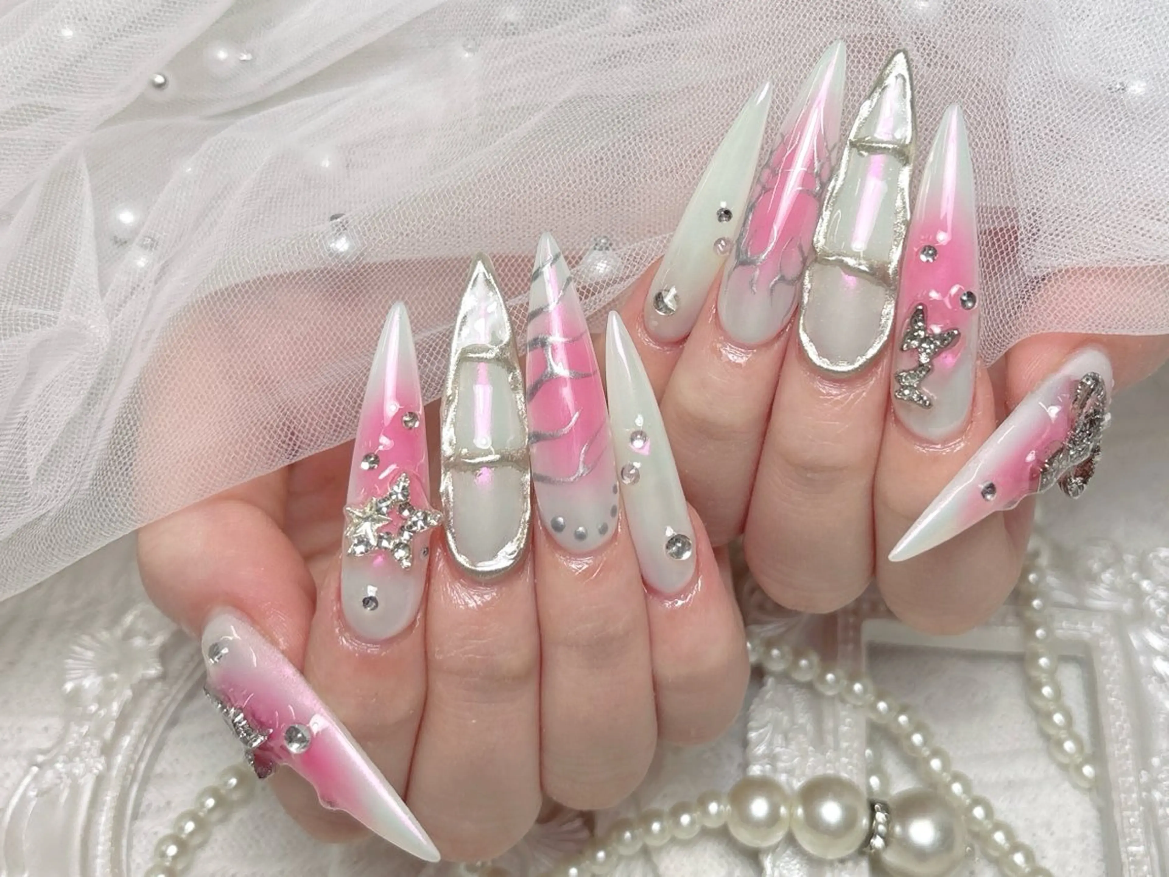 ネイル ハンドネイル アールワン NAIL SALONのネイルデザイン