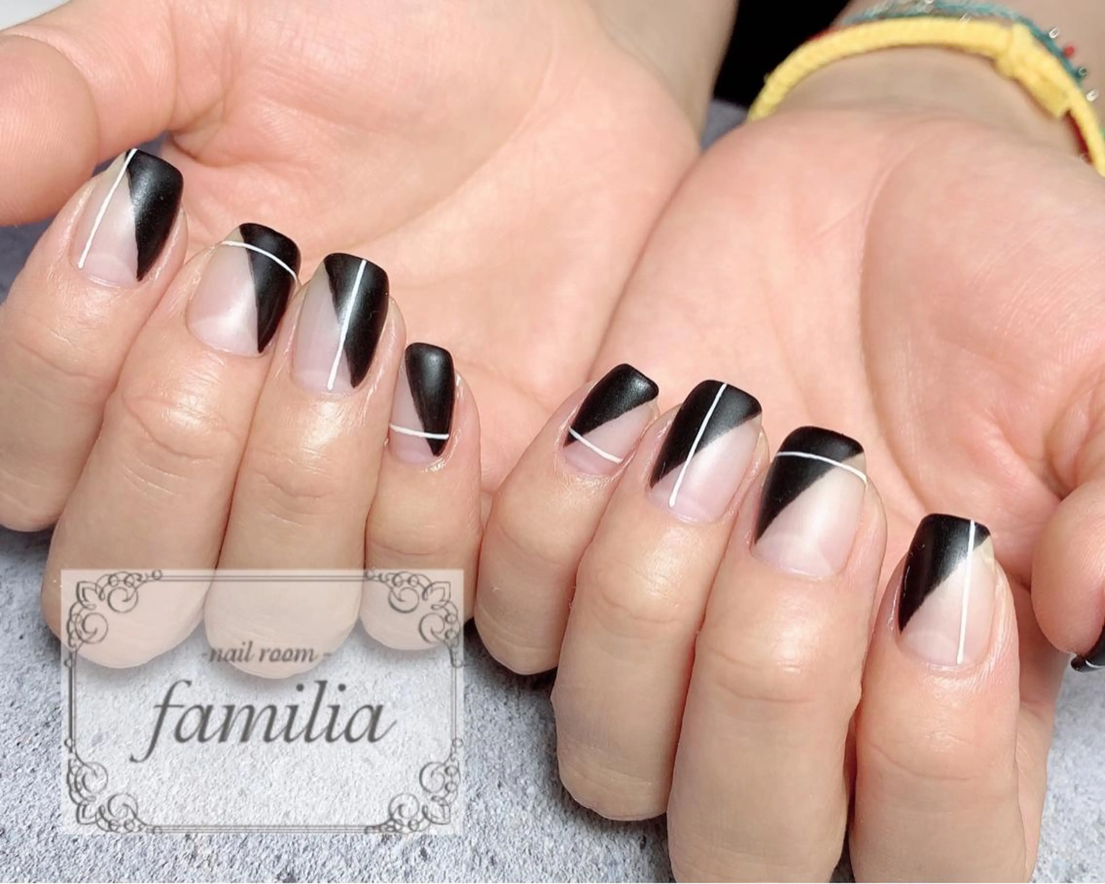 ネイル ハンドネイル -nailroom- familiaのネイルデザイン