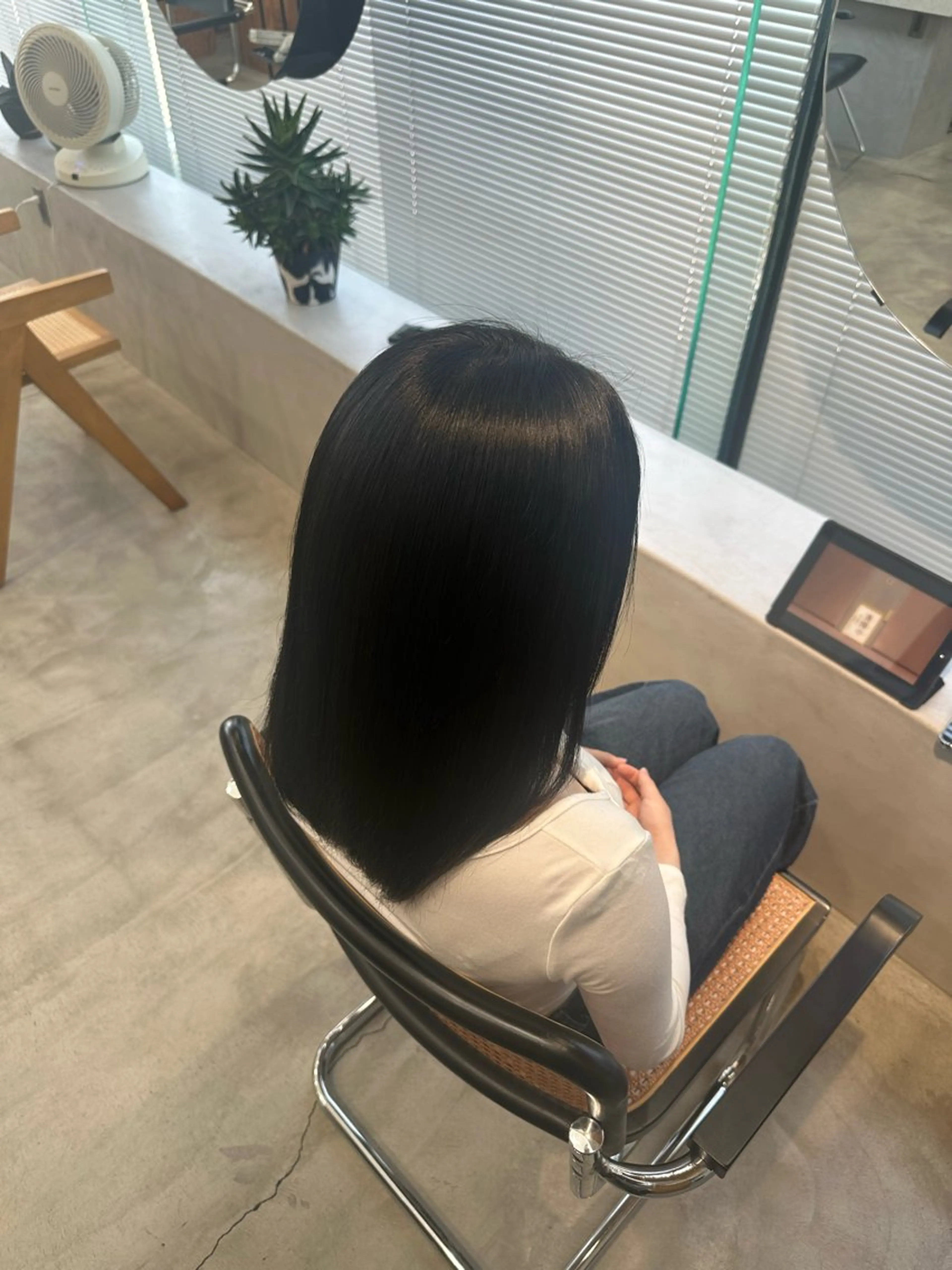 カラー ブリーチ ヘアカラー 【U】 manakaのヘアスタイル