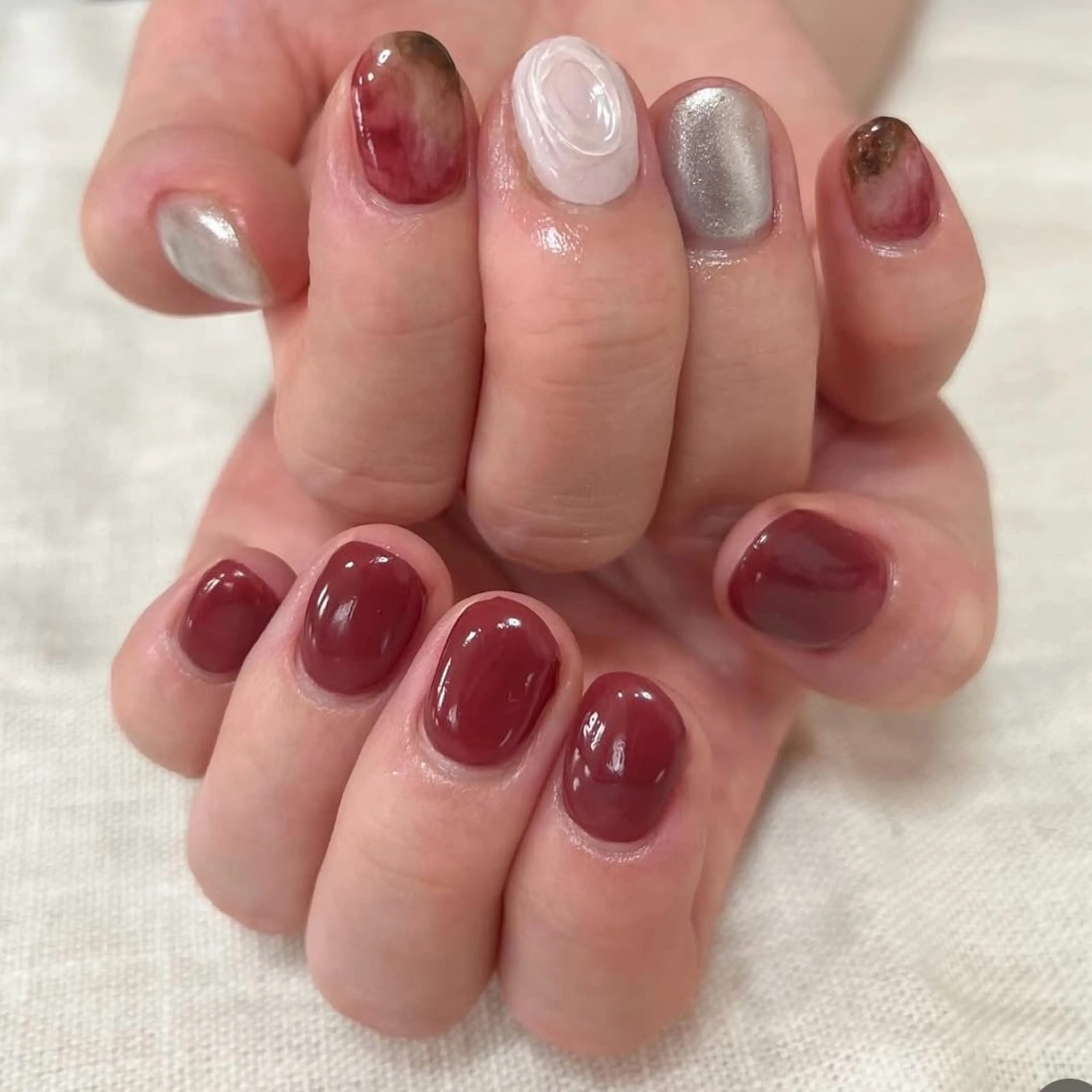 ネイル ニュアンスネイル shiki_nail 🪐のネイルデザイン