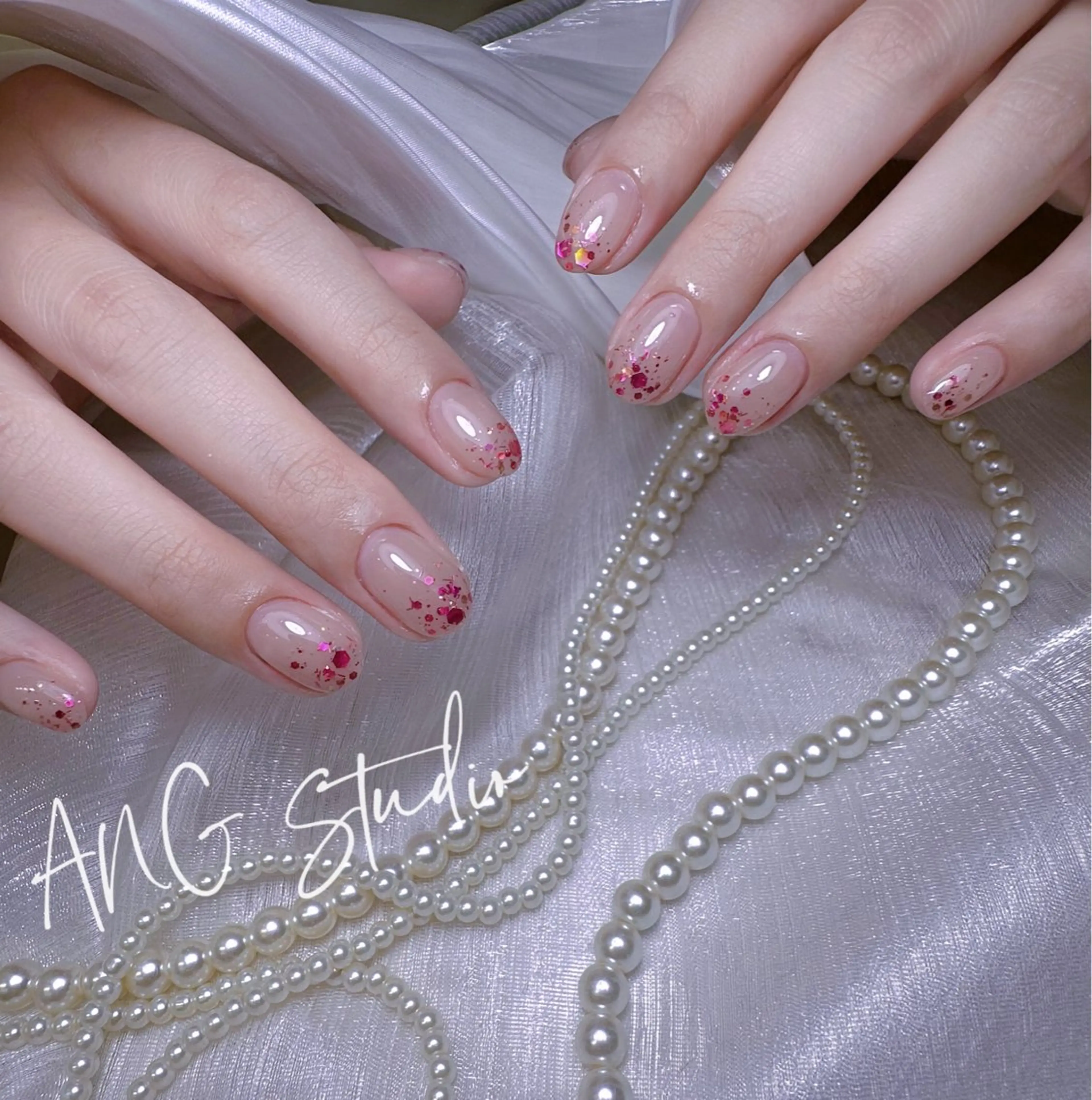 🌈ラメグラーデーション＋【ベースカラー付き】 ¥5080の写真