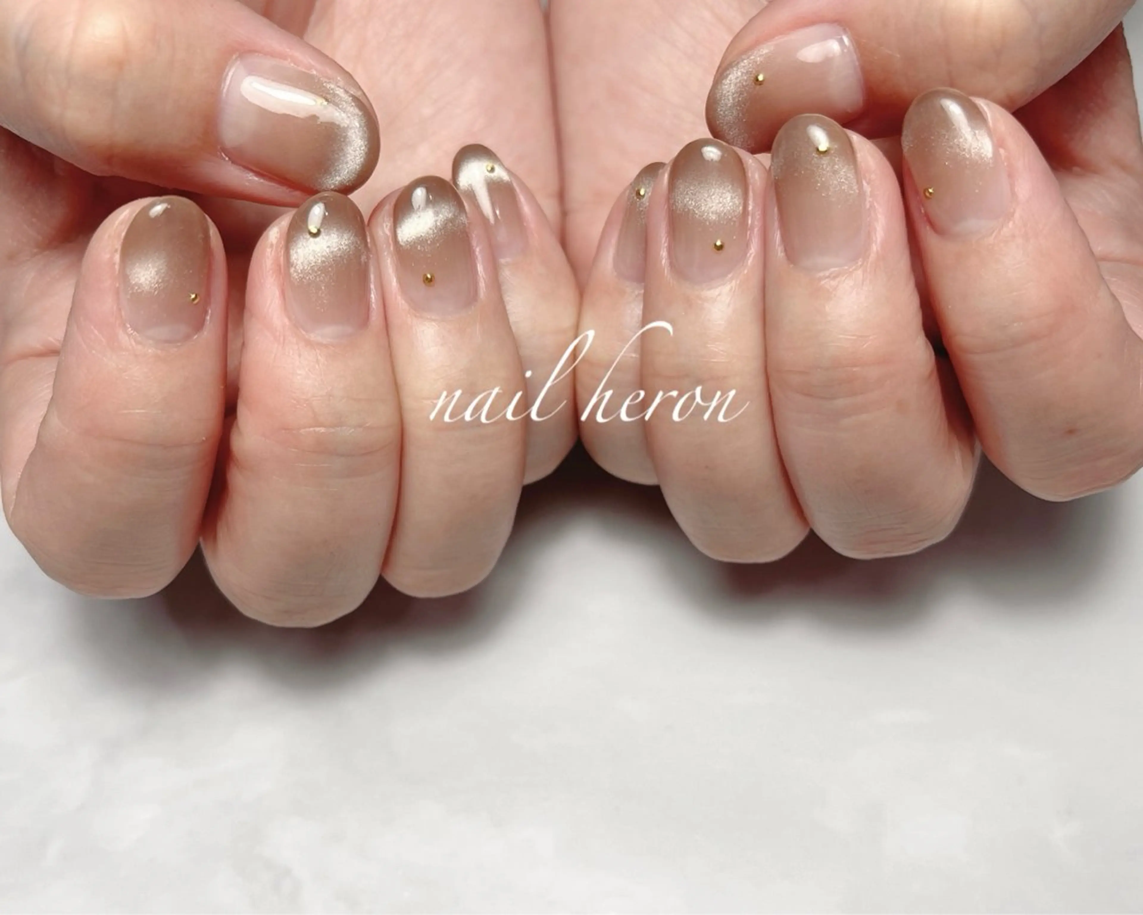 ネイル マグネットネイル ハンドネイル saki_ nail heronのネイルデザイン