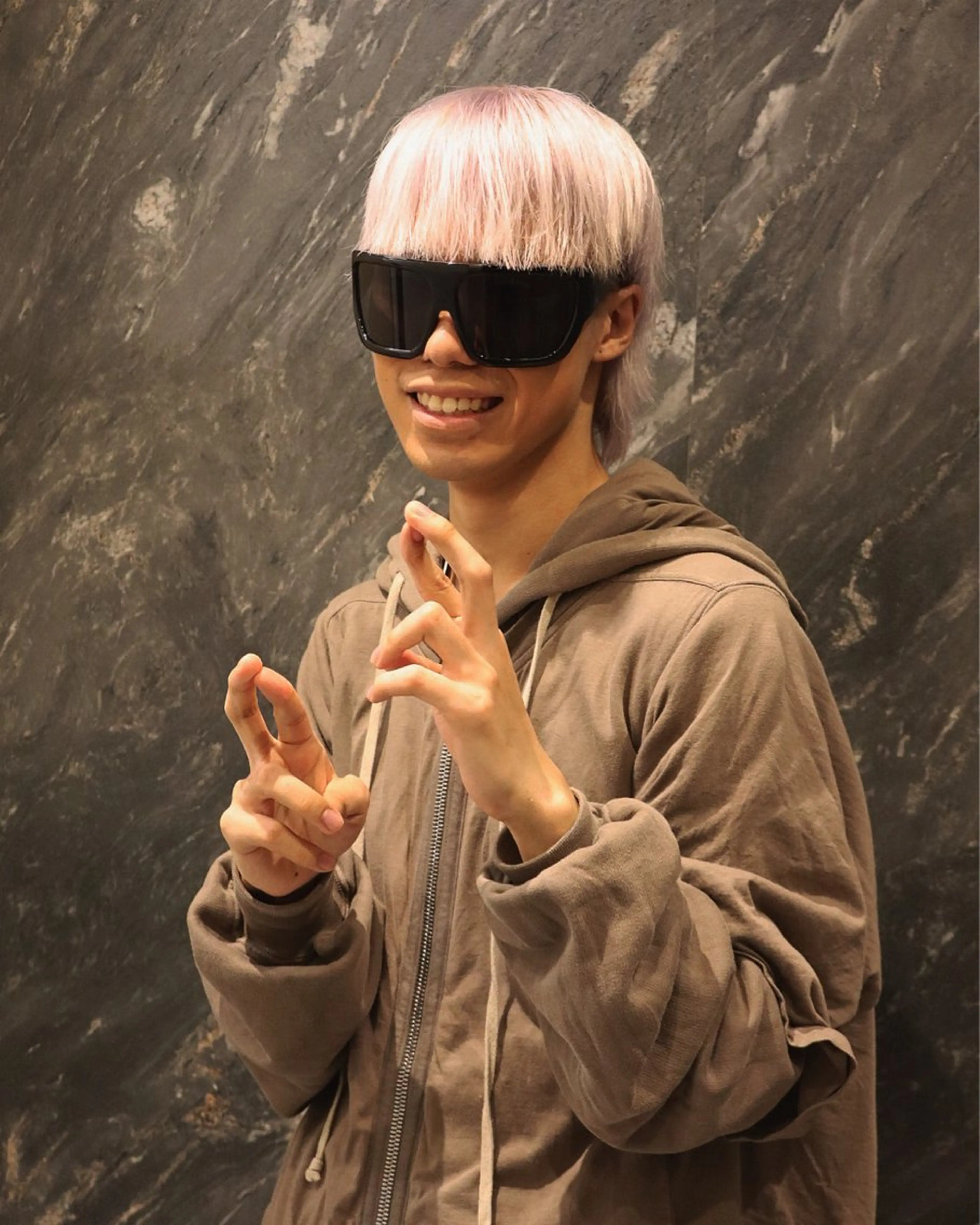 カラー メンズ レイヤーカット /ハイトーンchaoのヘアスタイル