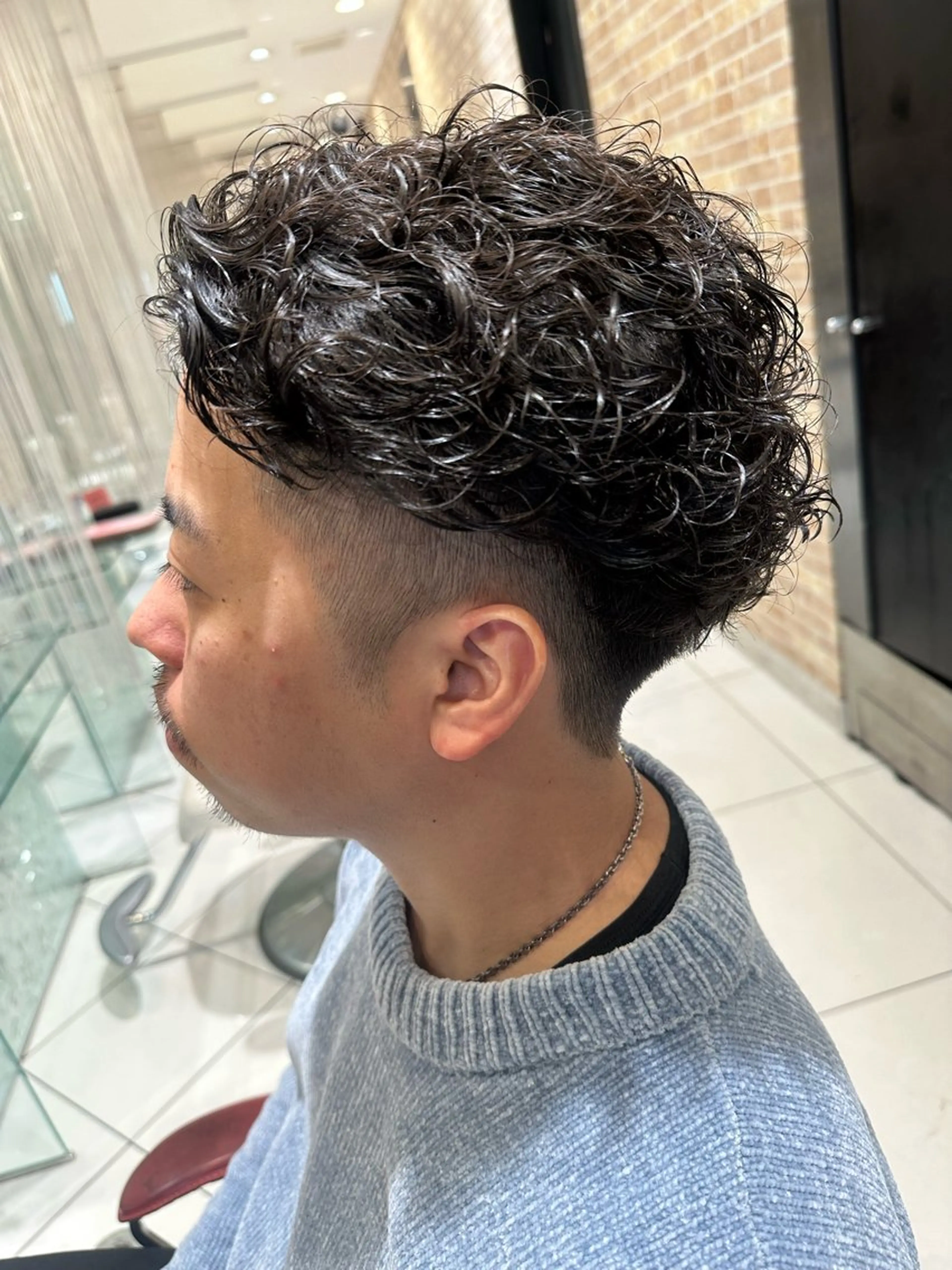 ショート パーマ メンズ メンズパーマ 波巻きパーマ 💈メンズ特化 美容師サキ💈のヘアスタイル