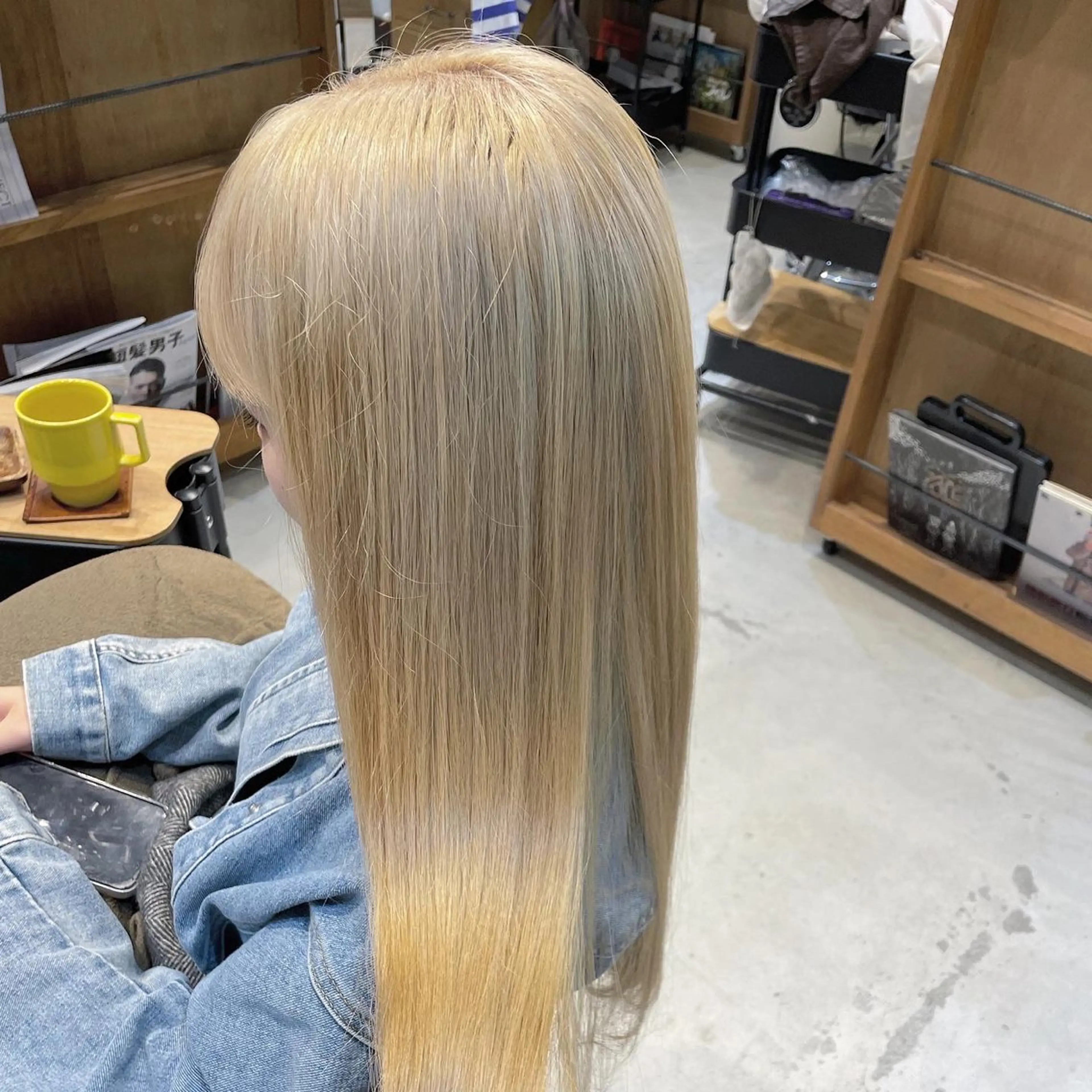 全員🌷ケアブリーチ＋onカラー＋しっとり✨3stepトリートメントの写真