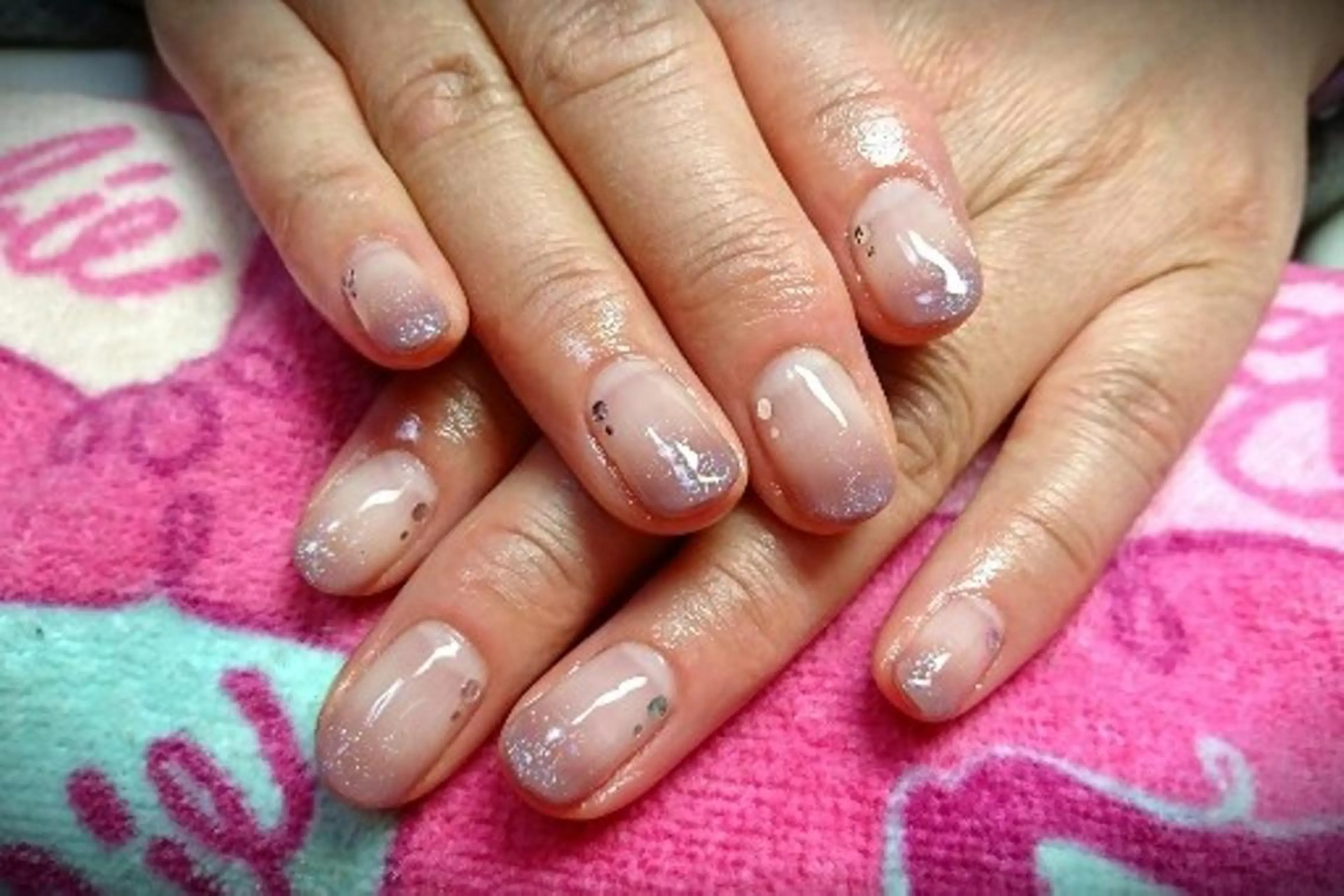 ネイル グラデーション ラメ(グリッター) ラメグラデーション nail yukkoのネイルデザイン