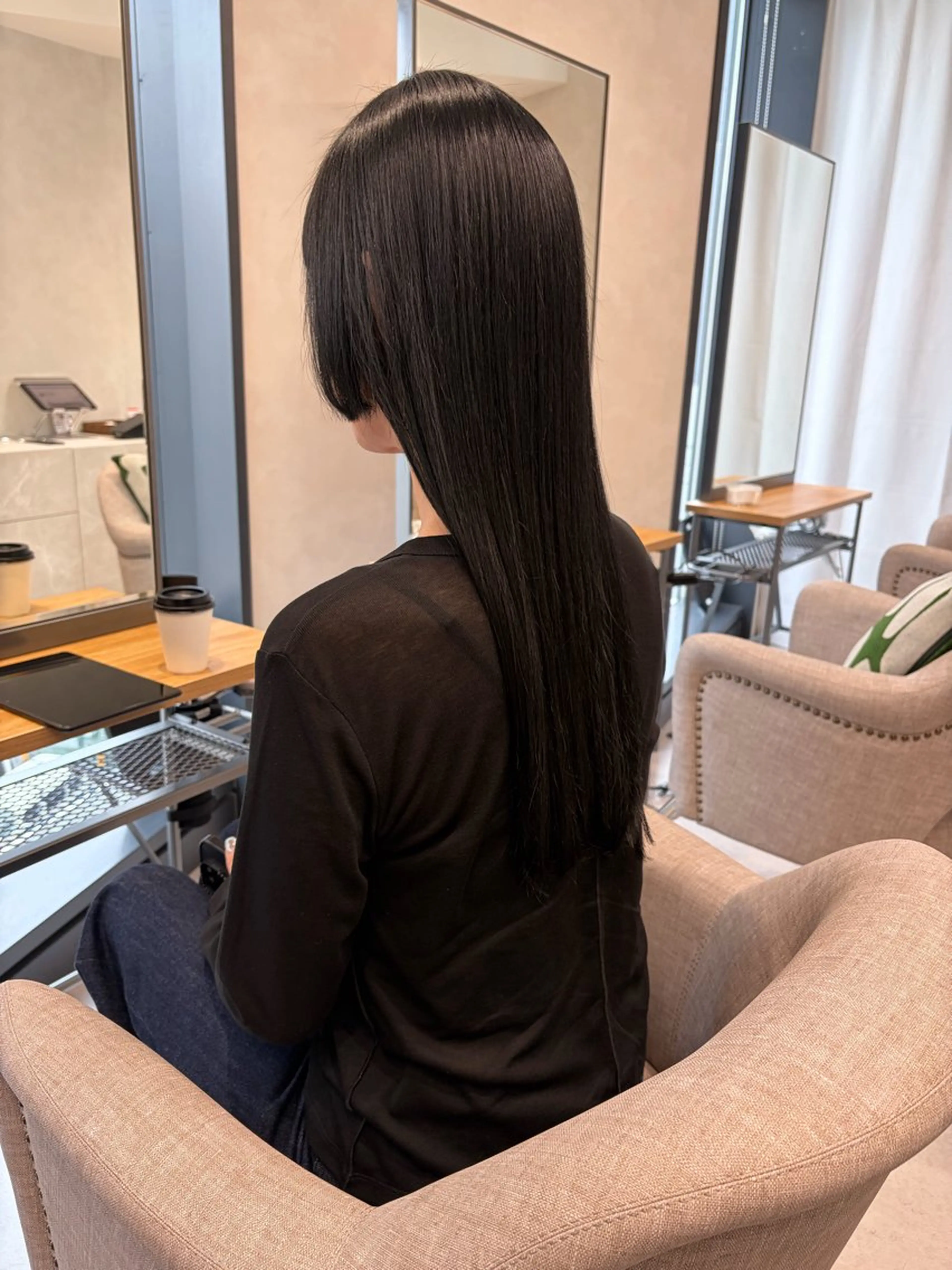 ロング カラー 透明感カラー グレージュ オリーブカラー 髪質改善 ✨艶髪カラー✨ 小林真也のヘアスタイル