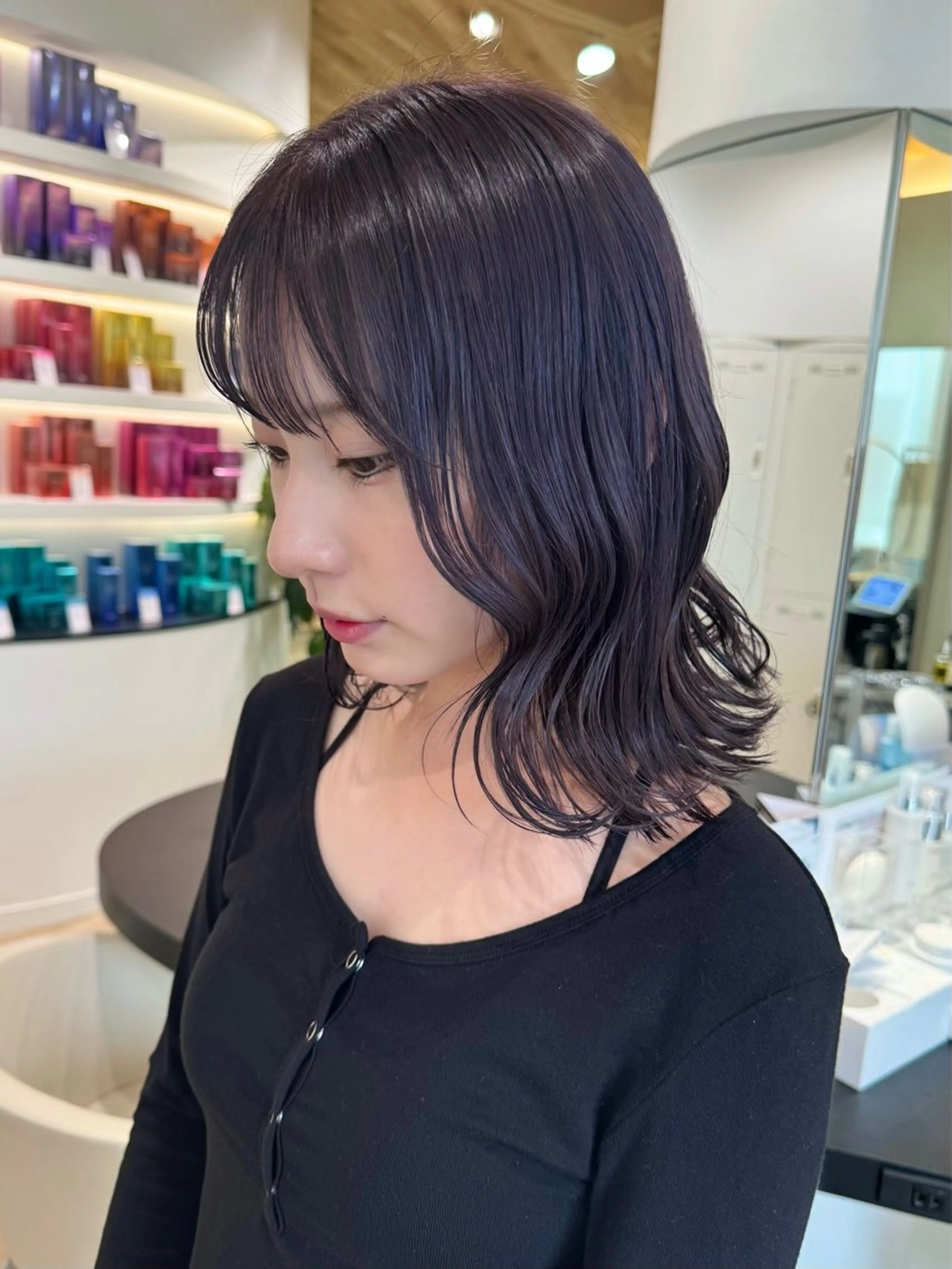 ミディアム 垢抜け/レイヤー/ ハイトーン/アスナのヘアスタイル