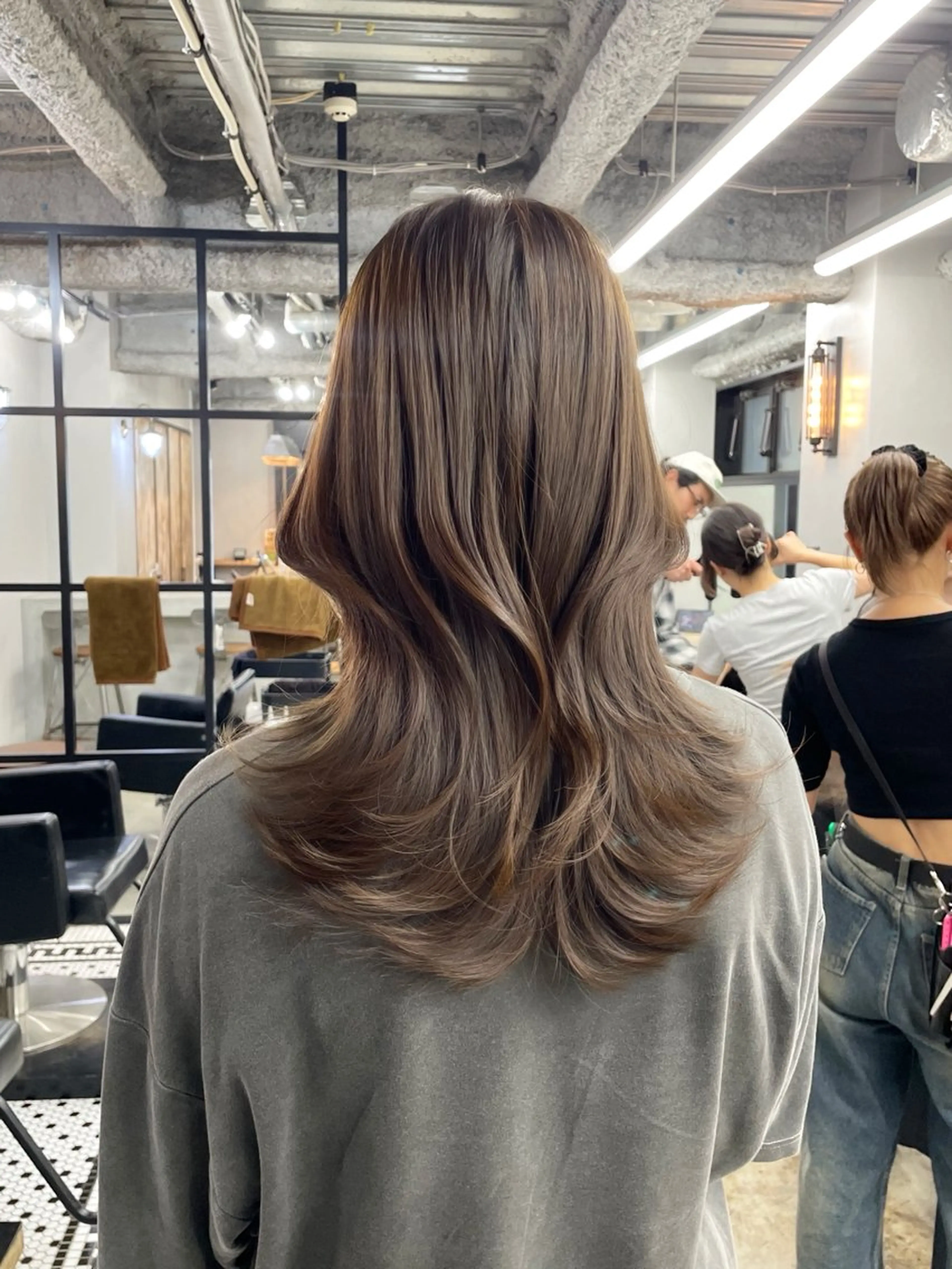 ロング カラー 新宿/韓国ヘア/ 髪質改善ストレートのヘアスタイル