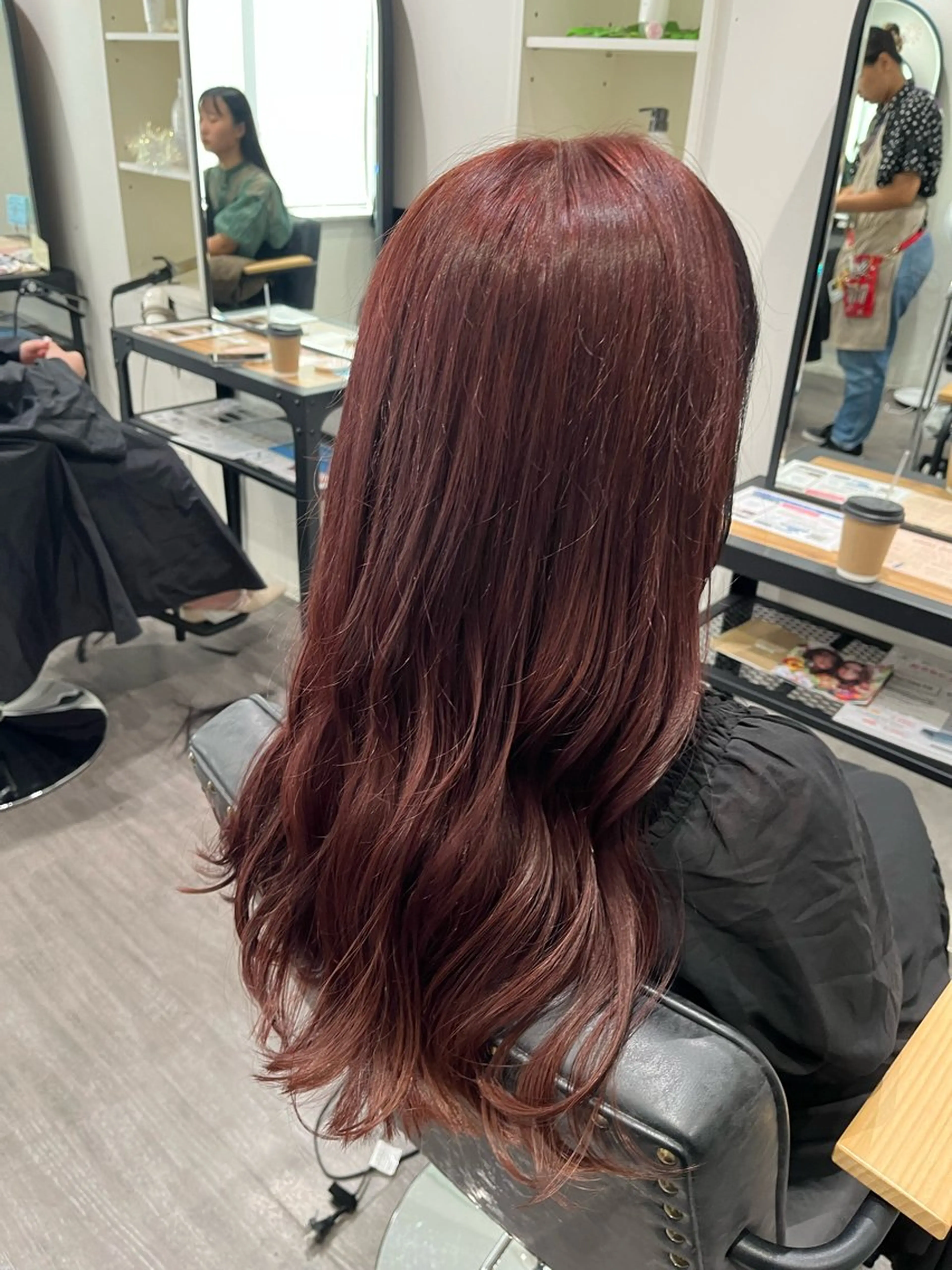 ロング ヘアカラー トリートメント ヘッドスパ 大野 美紅のヘアスタイル
