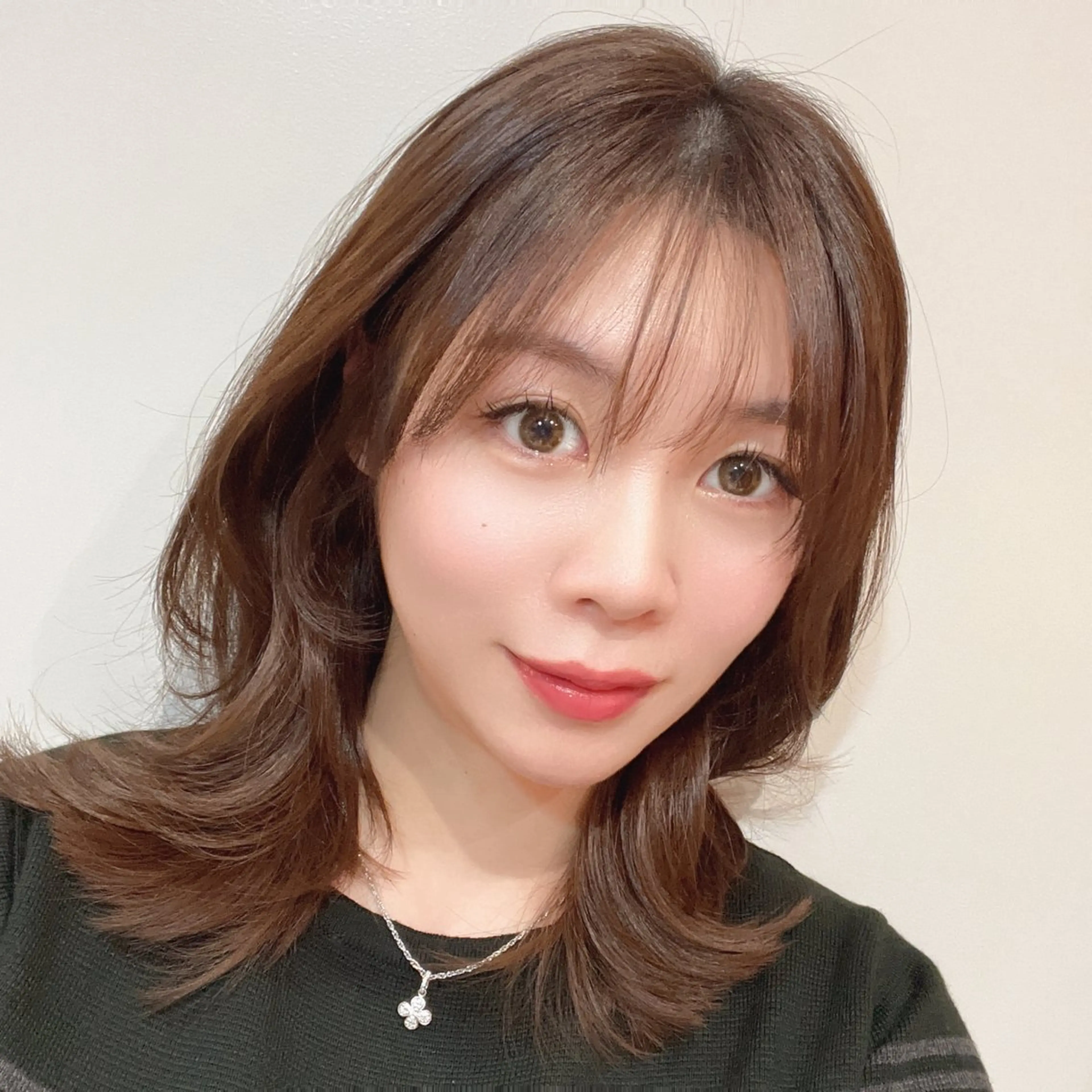 ミディアム パーソナルカラー lapiax阿部のヘアスタイル