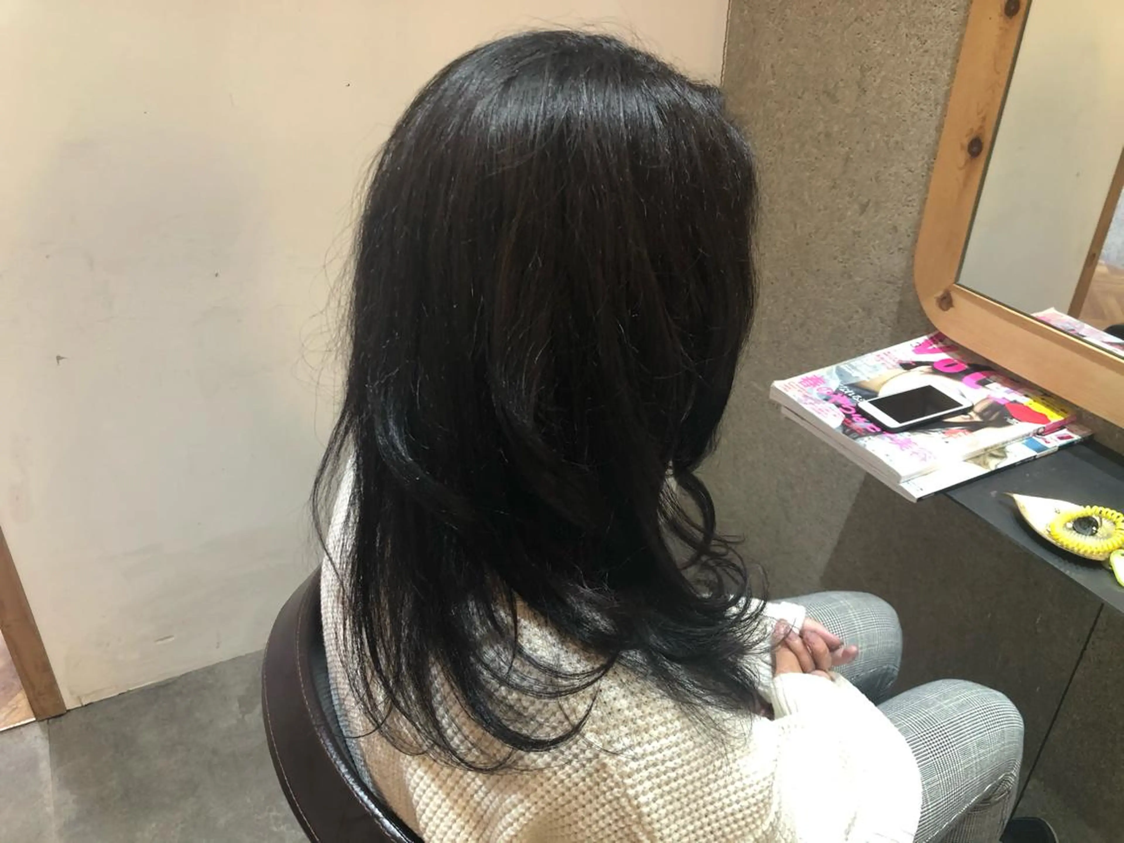 ロング カラー アッシュ アッシュブラウン ブラウンカラー メンズパーマ特化型 🔥URITAのヘアスタイル