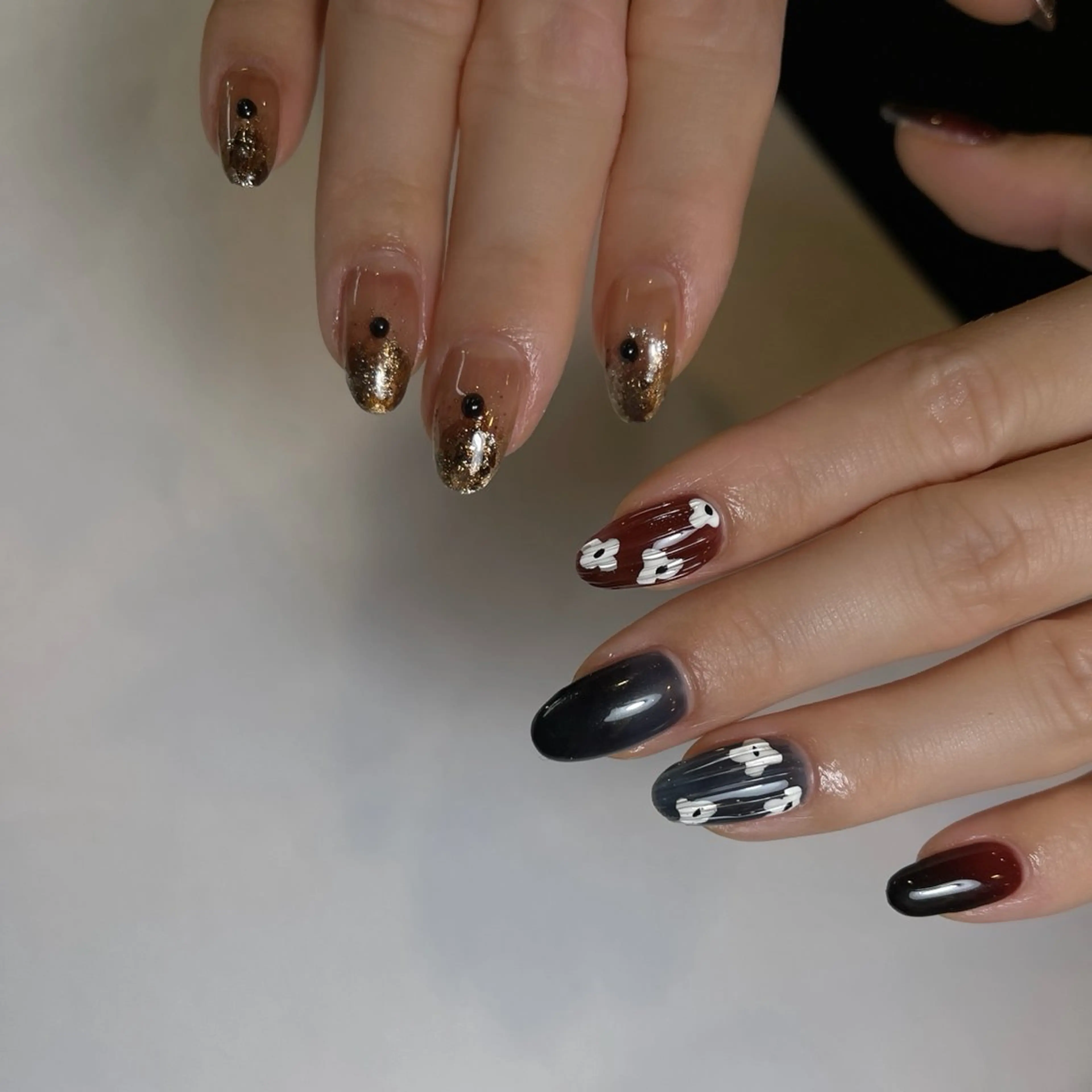 ネイル アートネイル チークネイル 韓国ネイル マグネットネイル ニュアンスネイル chirin nailのネイルデザイン