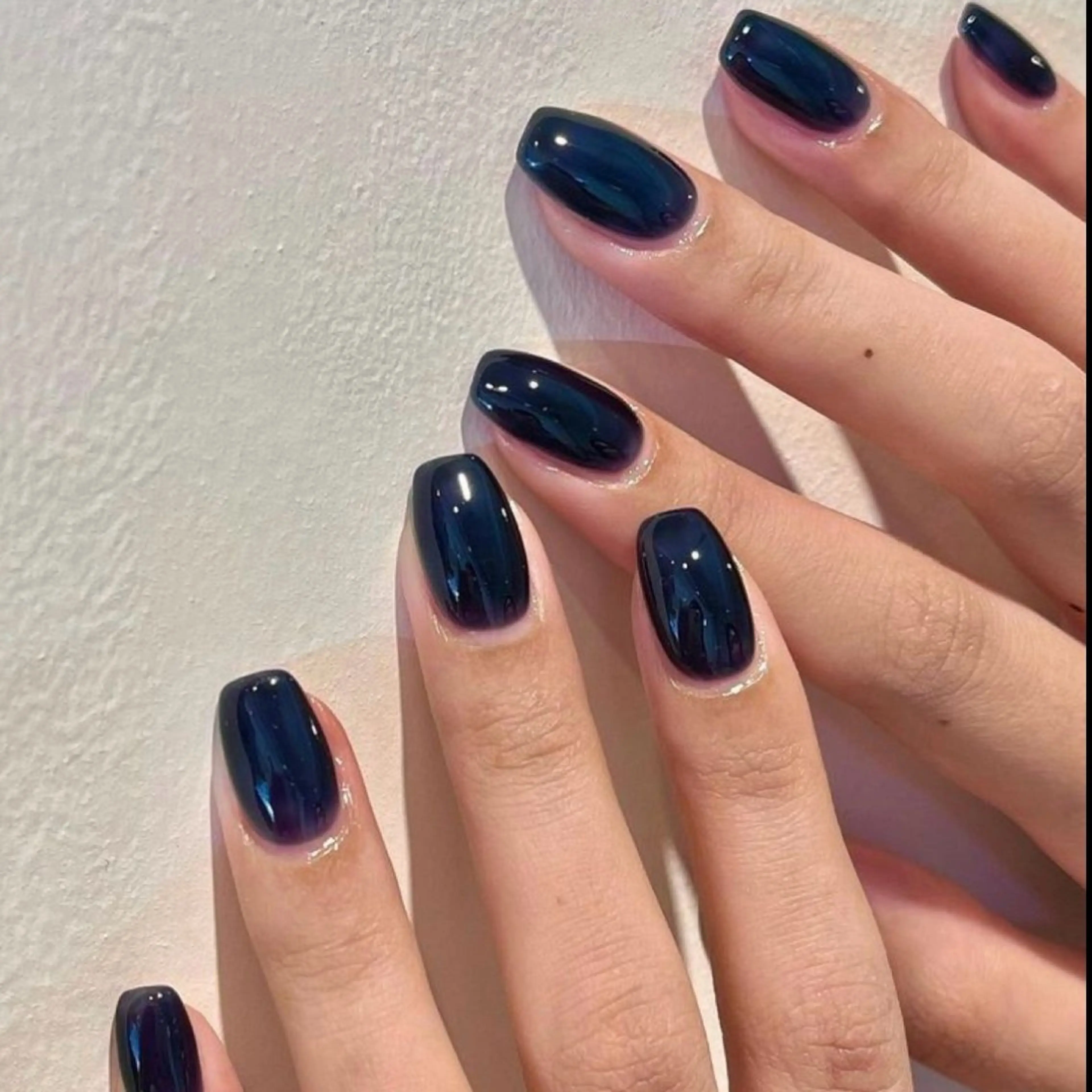 ネイル フットネイル ワンカラーネイル LAVISH manaのネイルデザイン