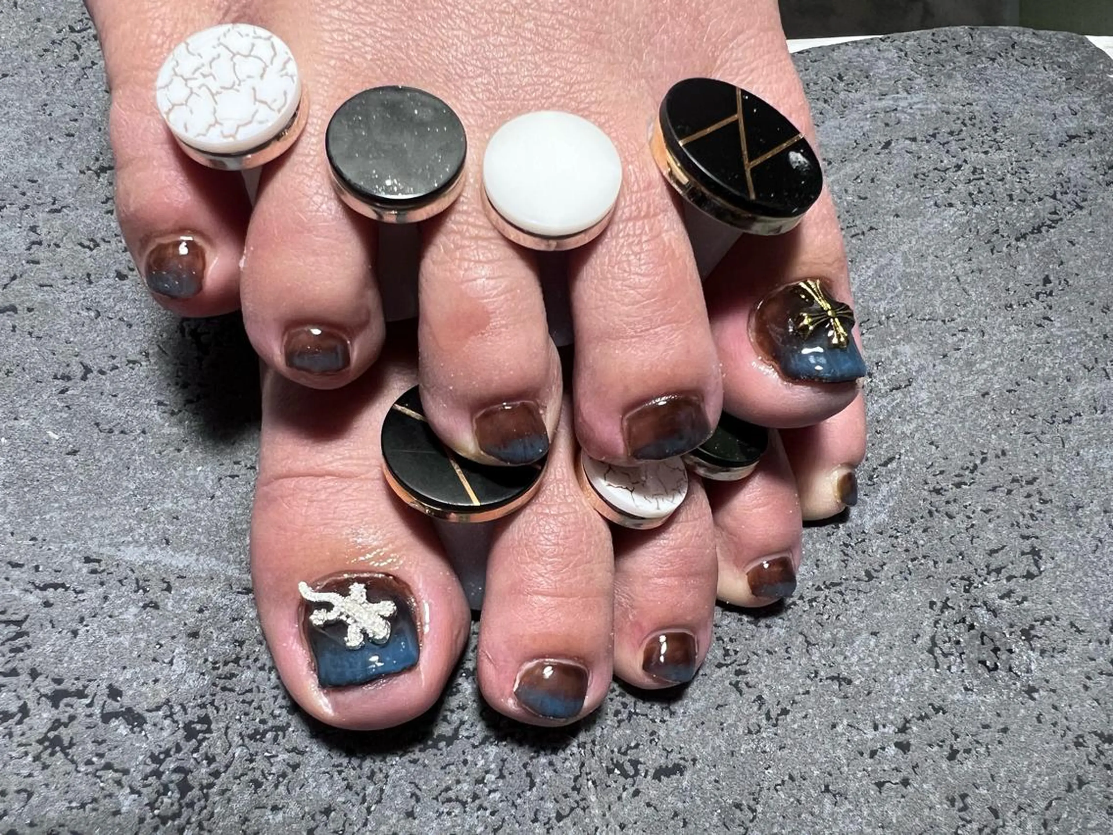 ネイル フットネイル フットネイル Ruana Nailのネイルデザイン