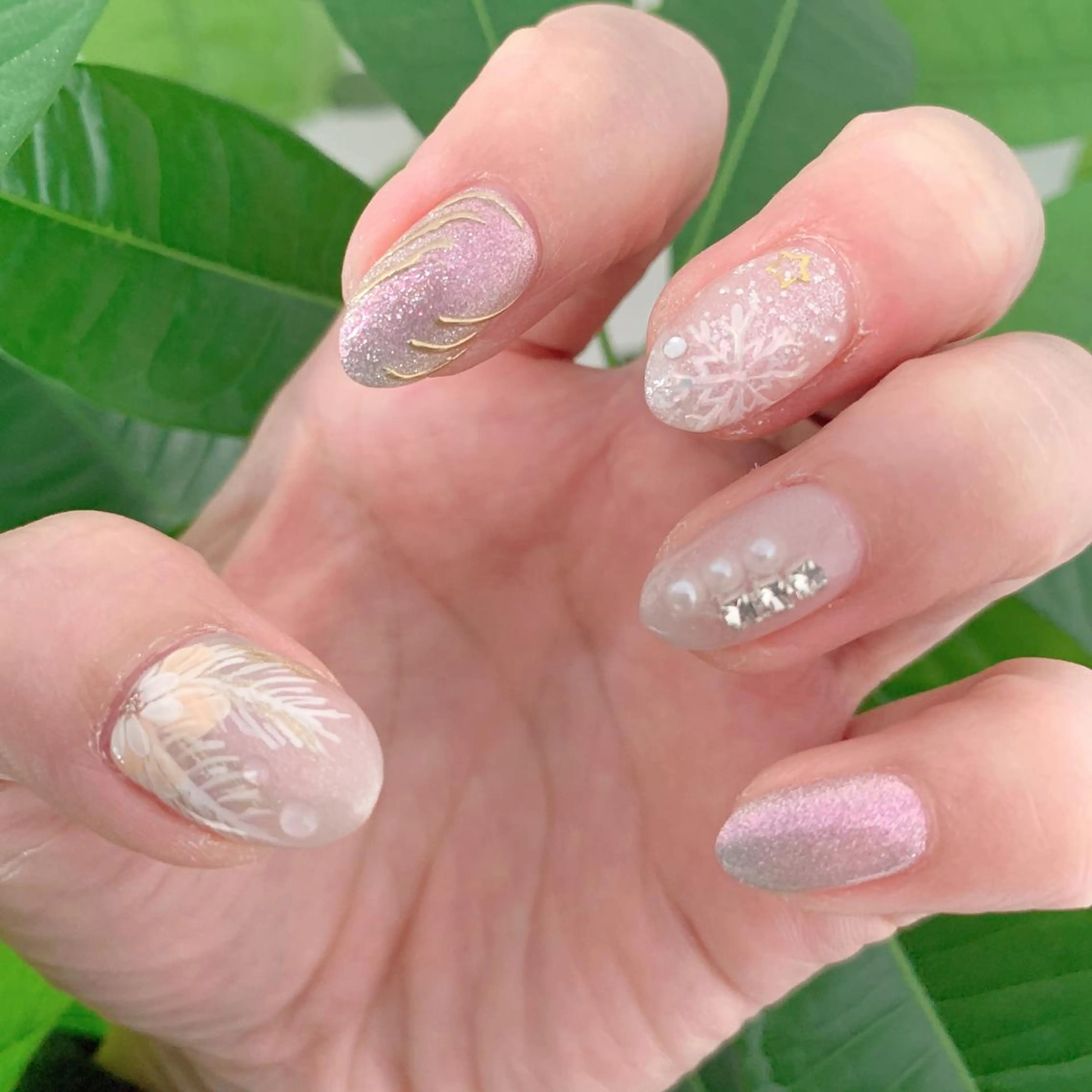 ネイル 💅ネイルハウス🏡 🎀TOMO🎀のネイルデザイン
