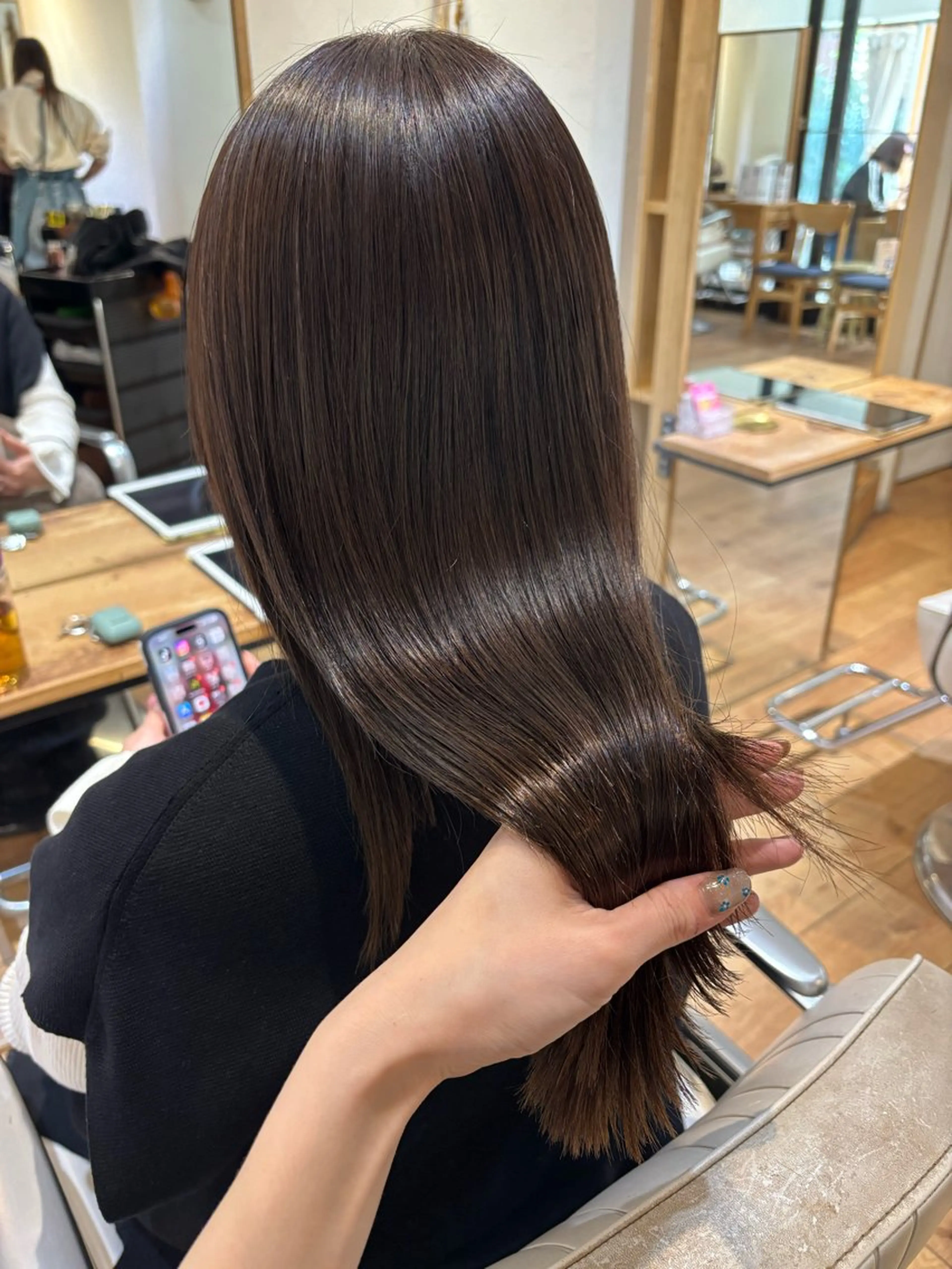 ロング カラー 髪質改善 トリートメント 酸熱トリートメント カット ヘアカラー トリートメント newi 京橋 【yuuki】のヘアスタイル