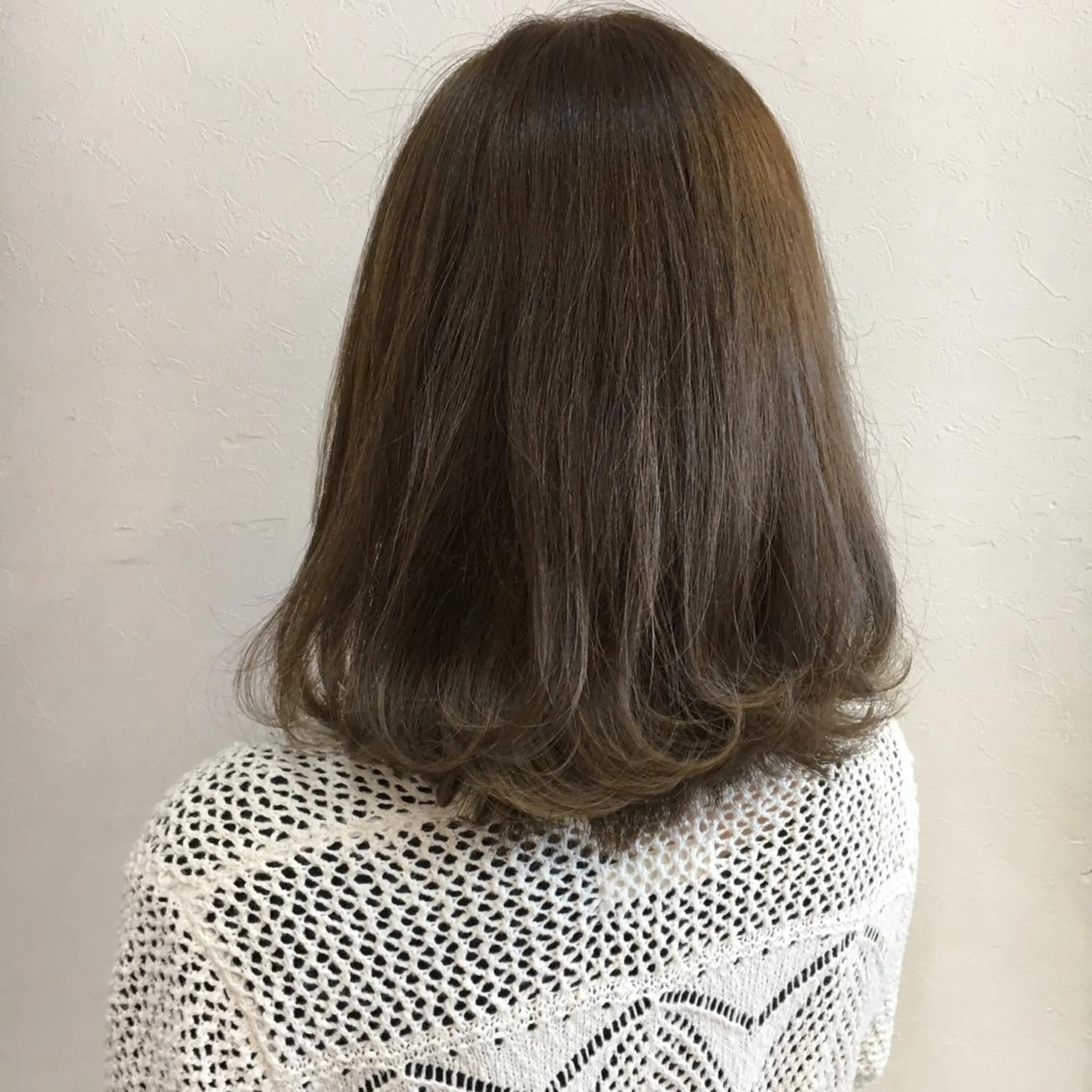 ミディアム カラー アッシュ ハイトーンカラー Freez狭間 裕美のヘアスタイル