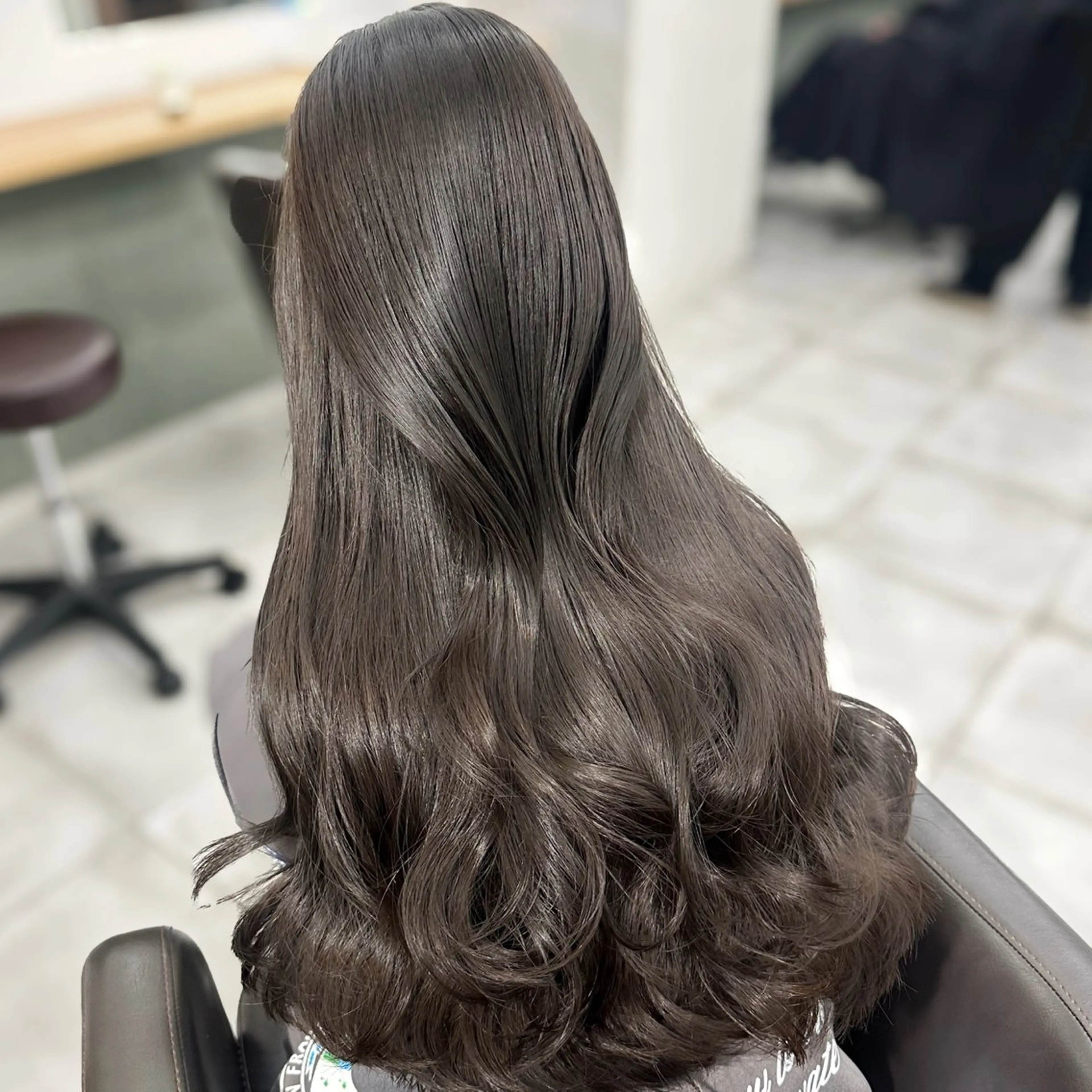 ロング カラー カット ヘアカラー トリートメント ブリーチなし/レイヤ ー特化🌈Tommyのヘアスタイル