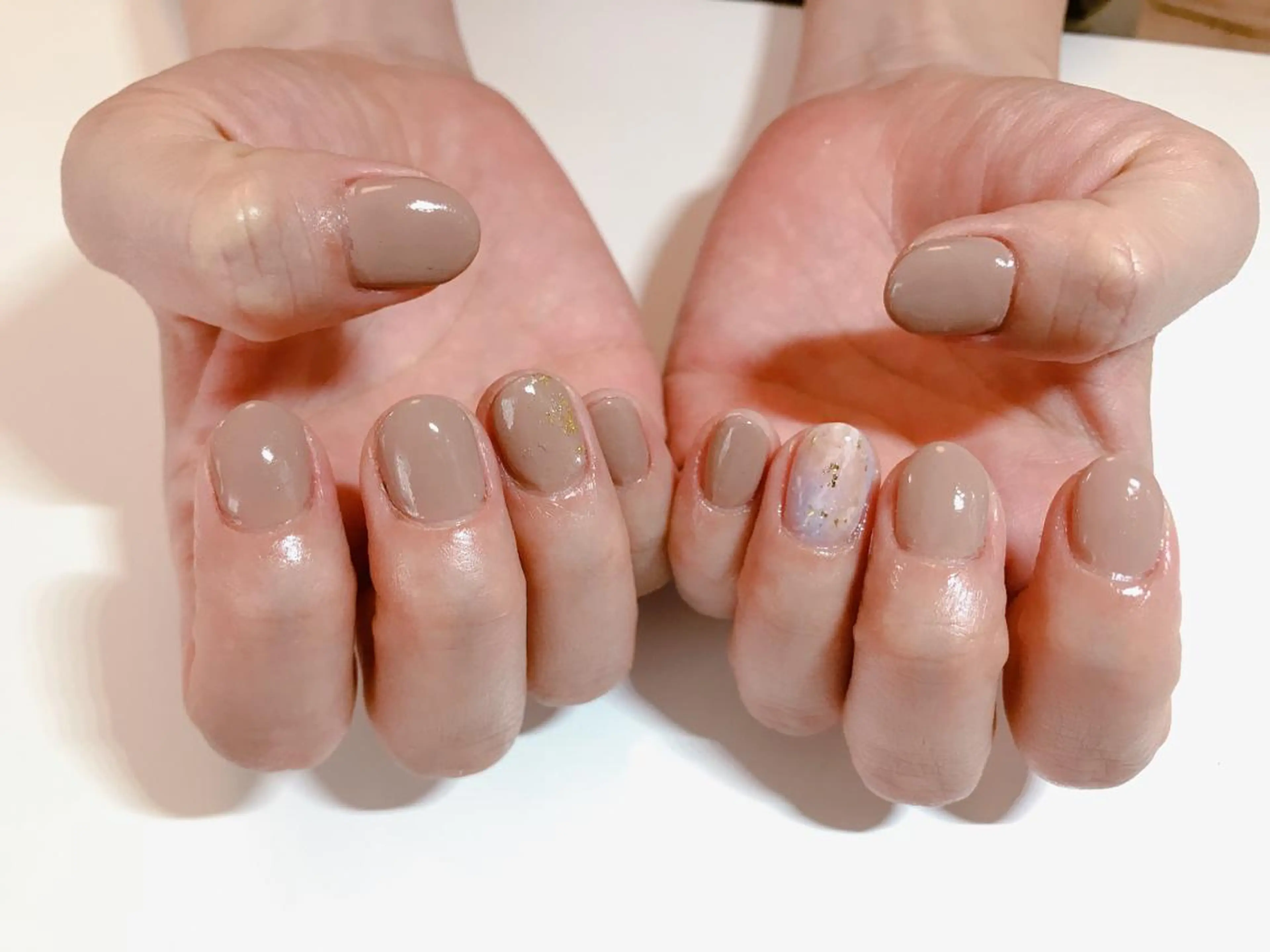 ネイル シンプルネイル fufu la.のネイルデザイン