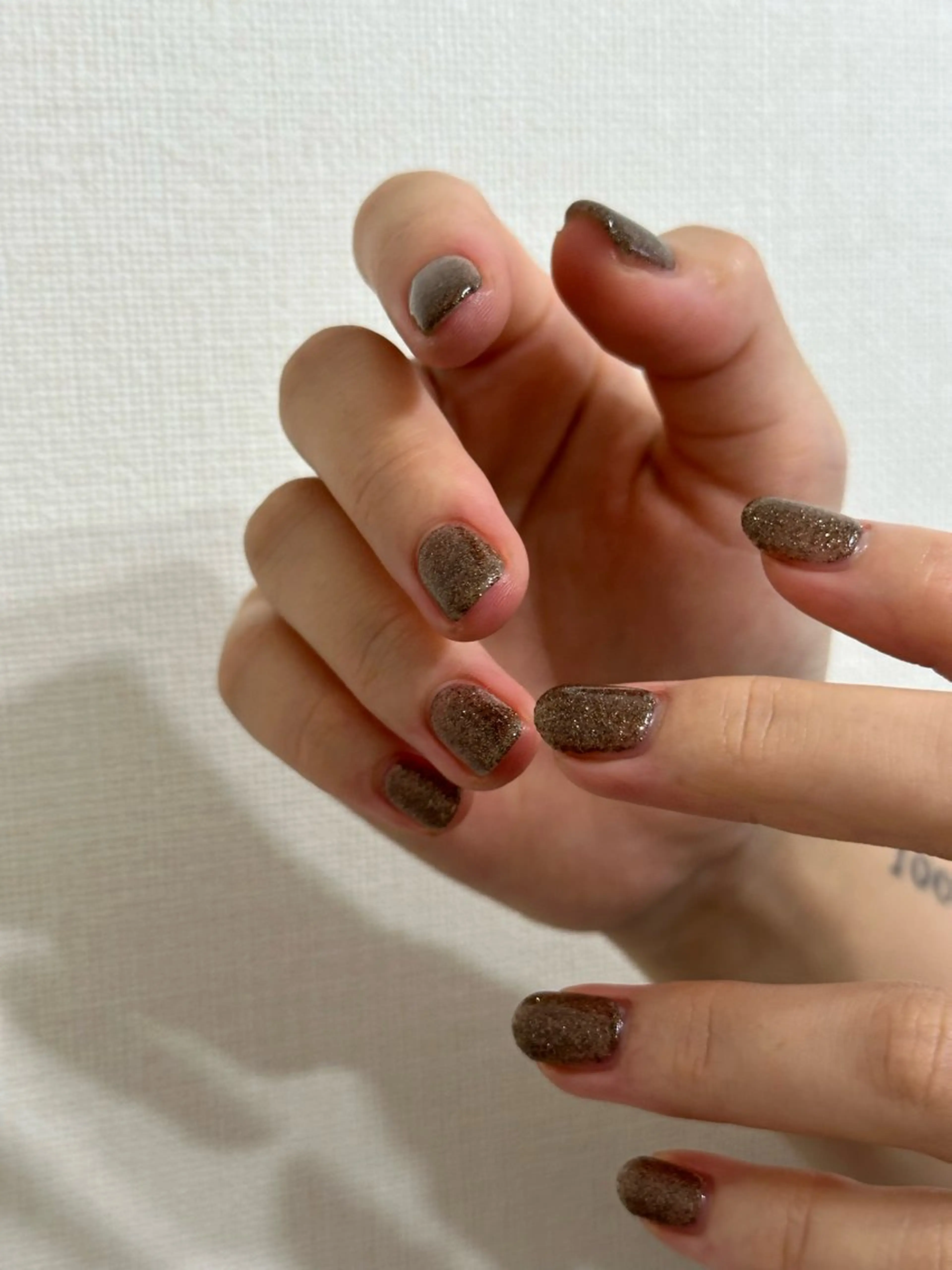 ネイル ブラウン ハンドネイル フットネイル kiii.__ ✴︎*のネイルデザイン