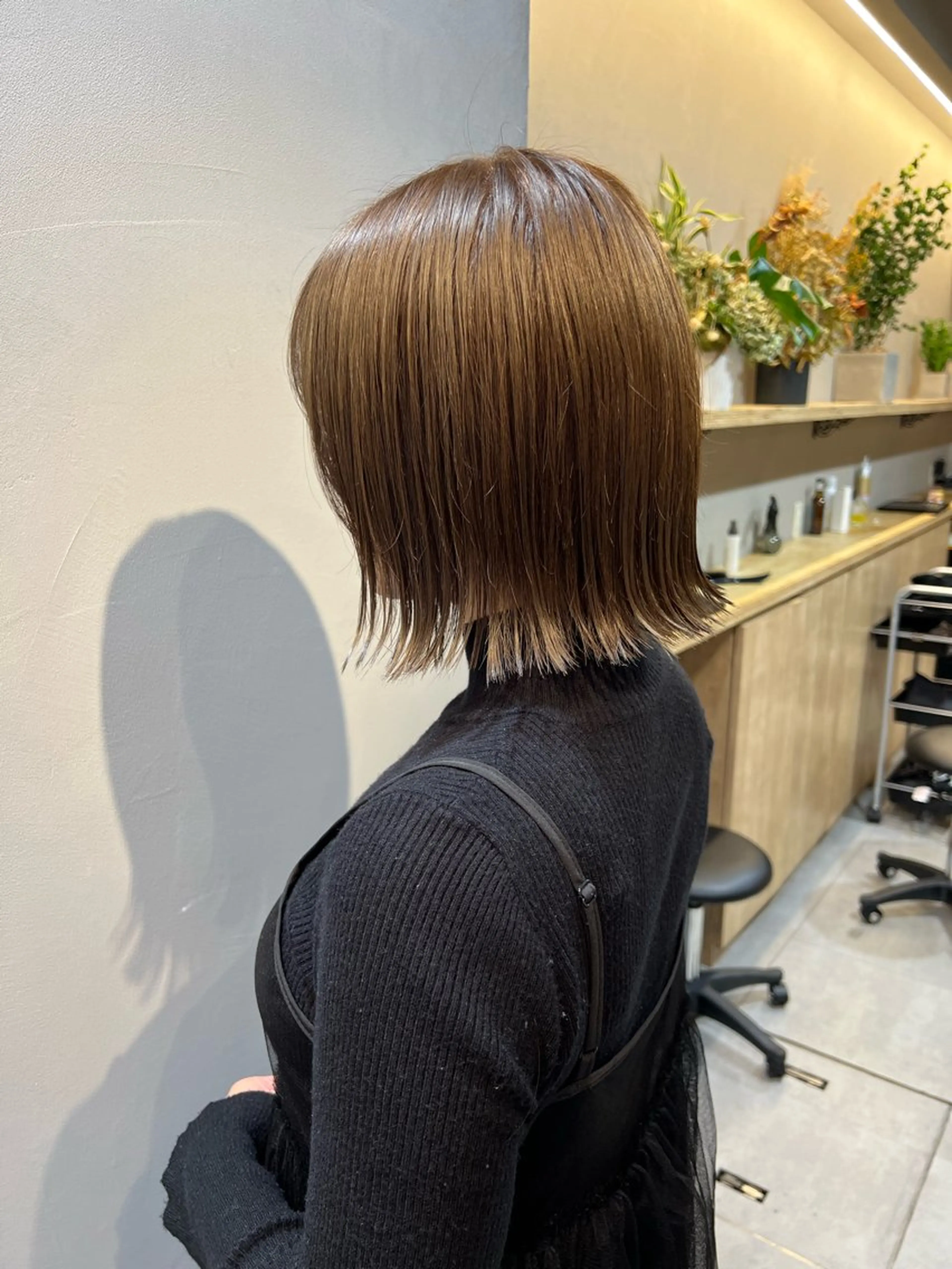 ショート カラー グレージュ ボブ 神戸ボブ✂️ ioe三宮/田 伸佳のヘアスタイル