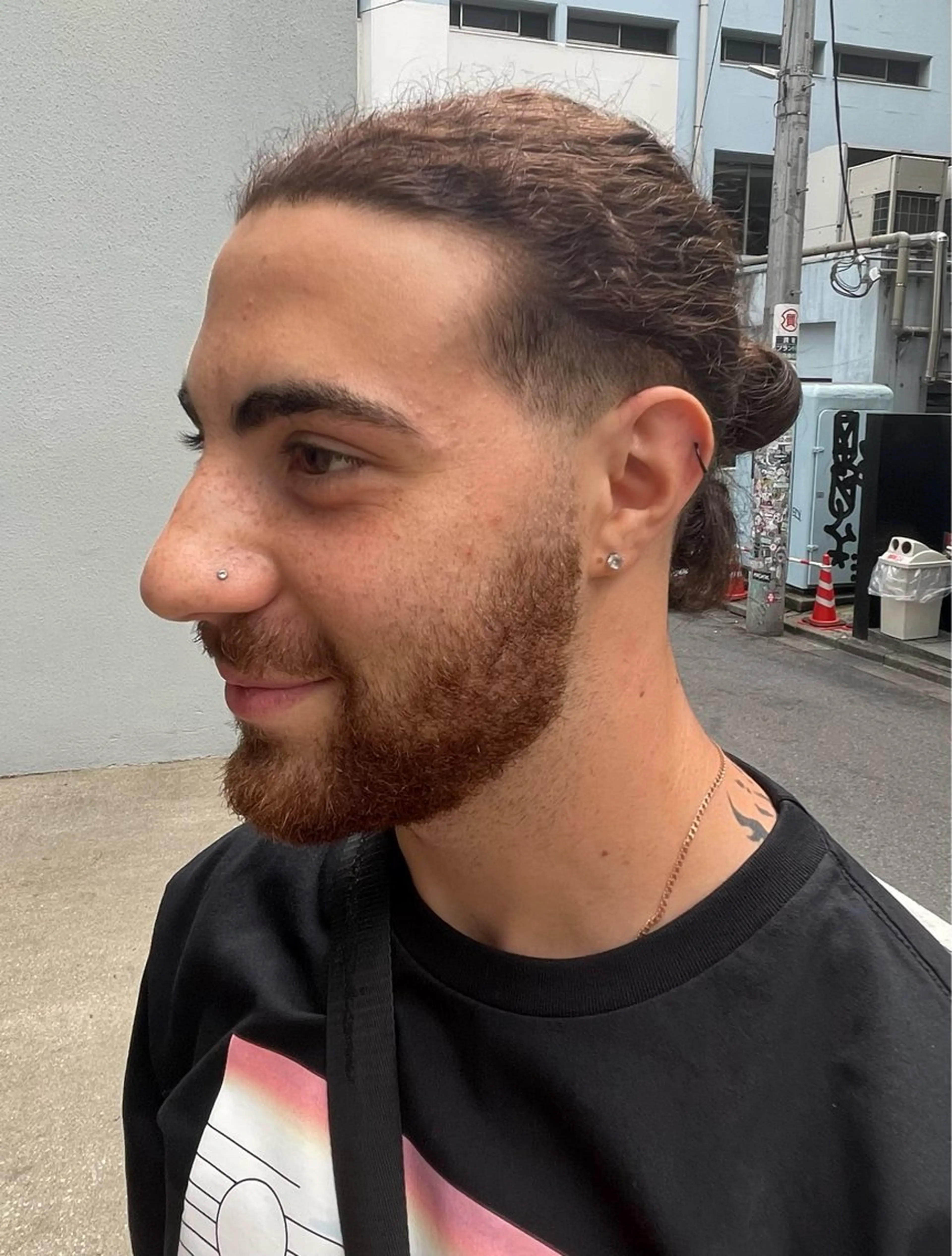 カラー メンズ メンズブリーチ ブリーチ ブラウンカラー ケアカラー ダブルカラー カット ヘアカラー トリートメント メンズカット パーマ[佐橋]のヘアスタイル