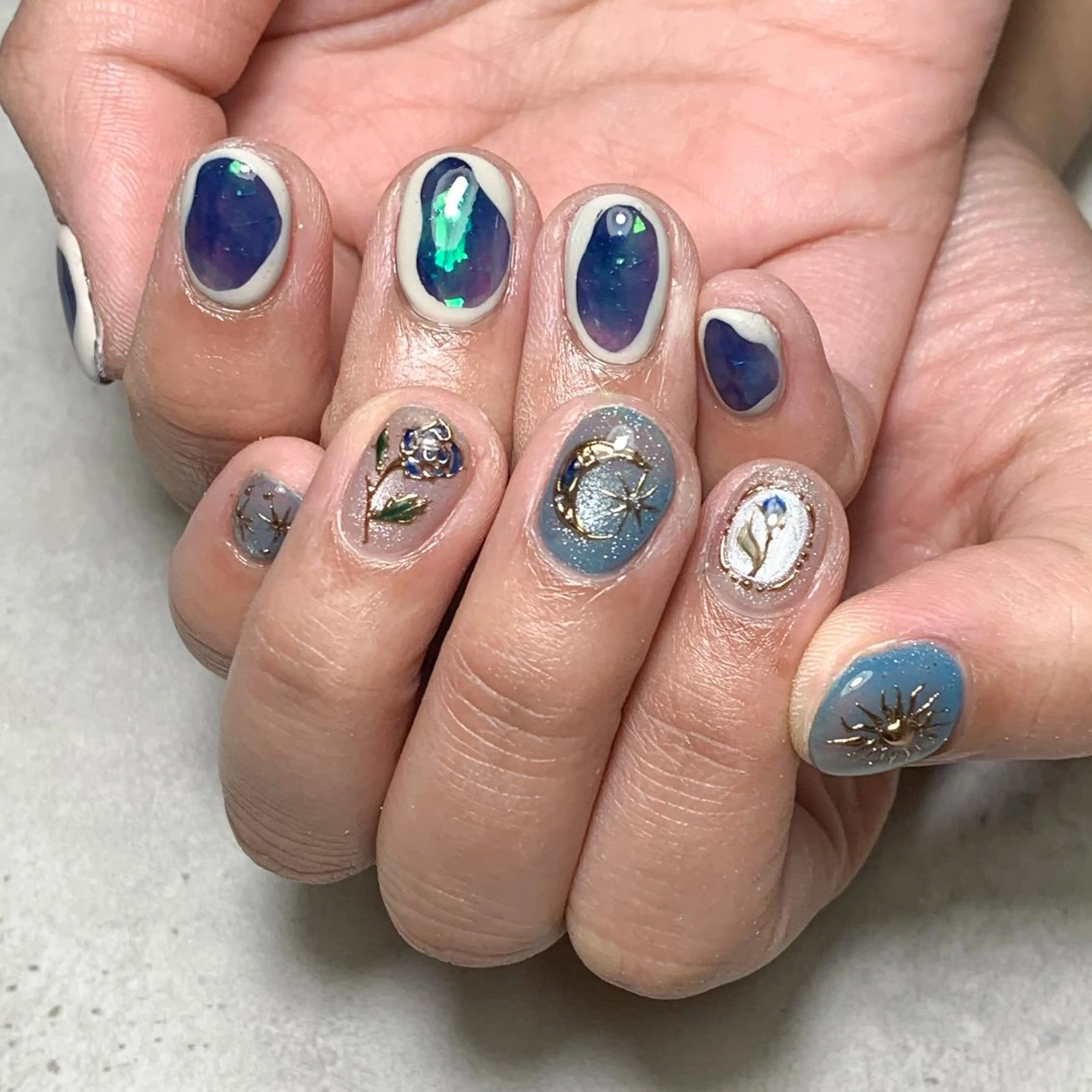 ネイル ハンドネイル FIORITURA aiのネイルデザイン