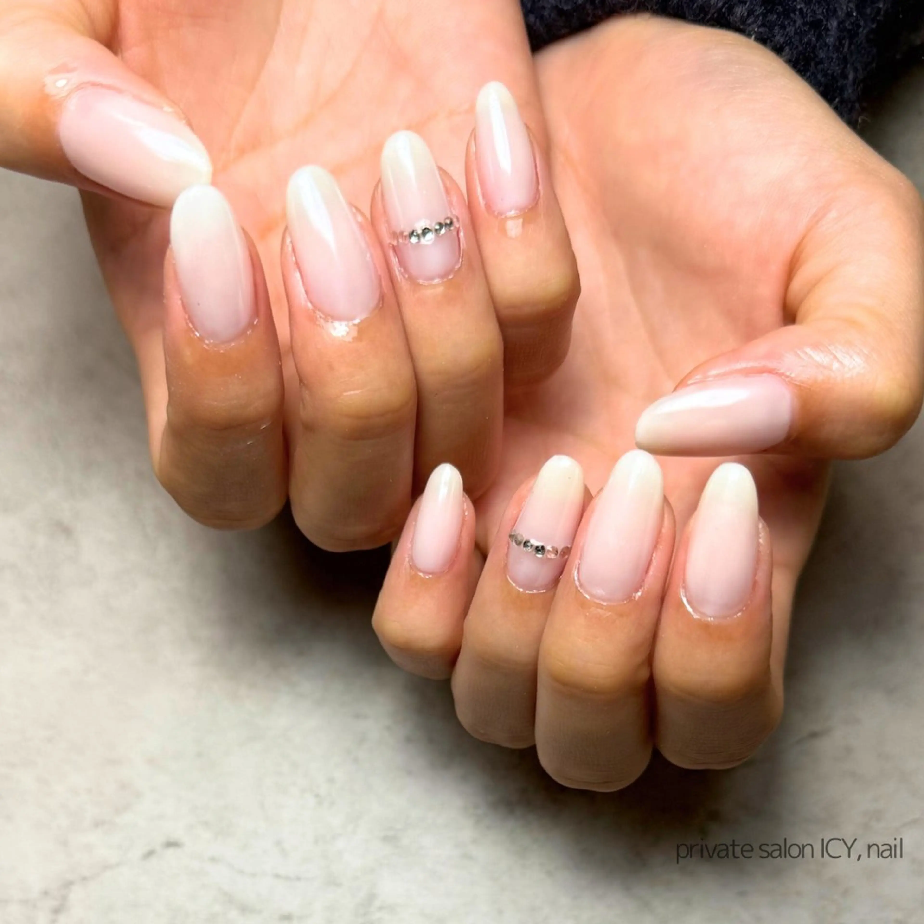 ネイル ハンドネイル ICY,nail REINAのネイルデザイン